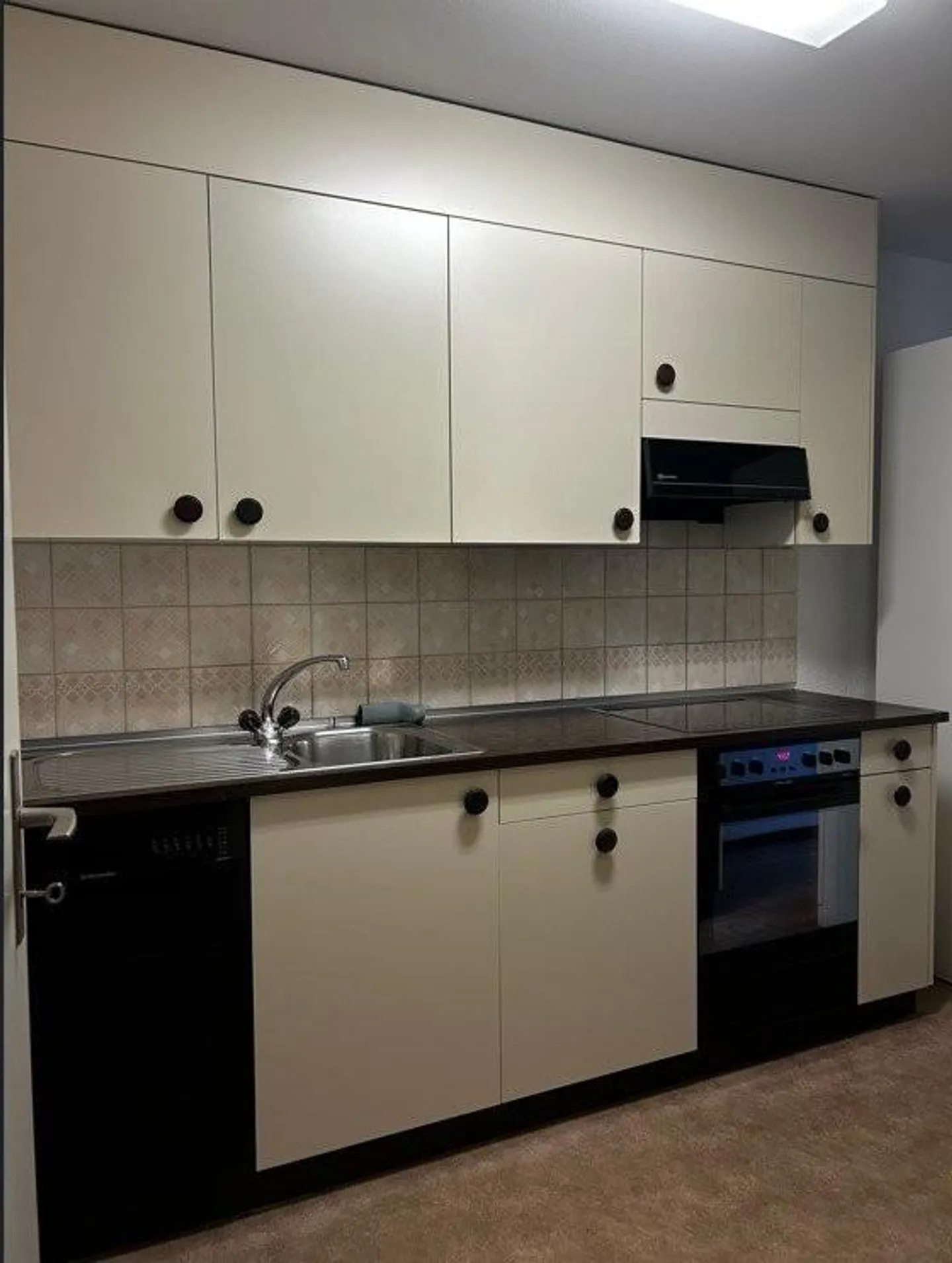 Modernes 3.5-Zimmer-Apartment - Foto 2 von 9