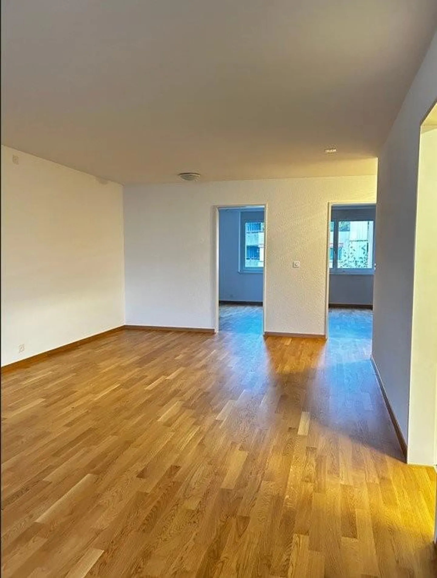 Modernes 3.5-Zimmer-Apartment - Foto 5 von 9