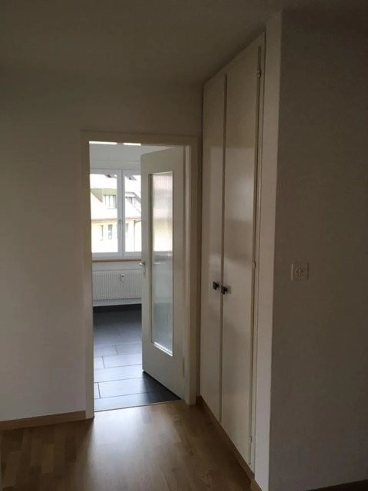 Moderne 5-Zimmerwohnung - Foto 3 von 11