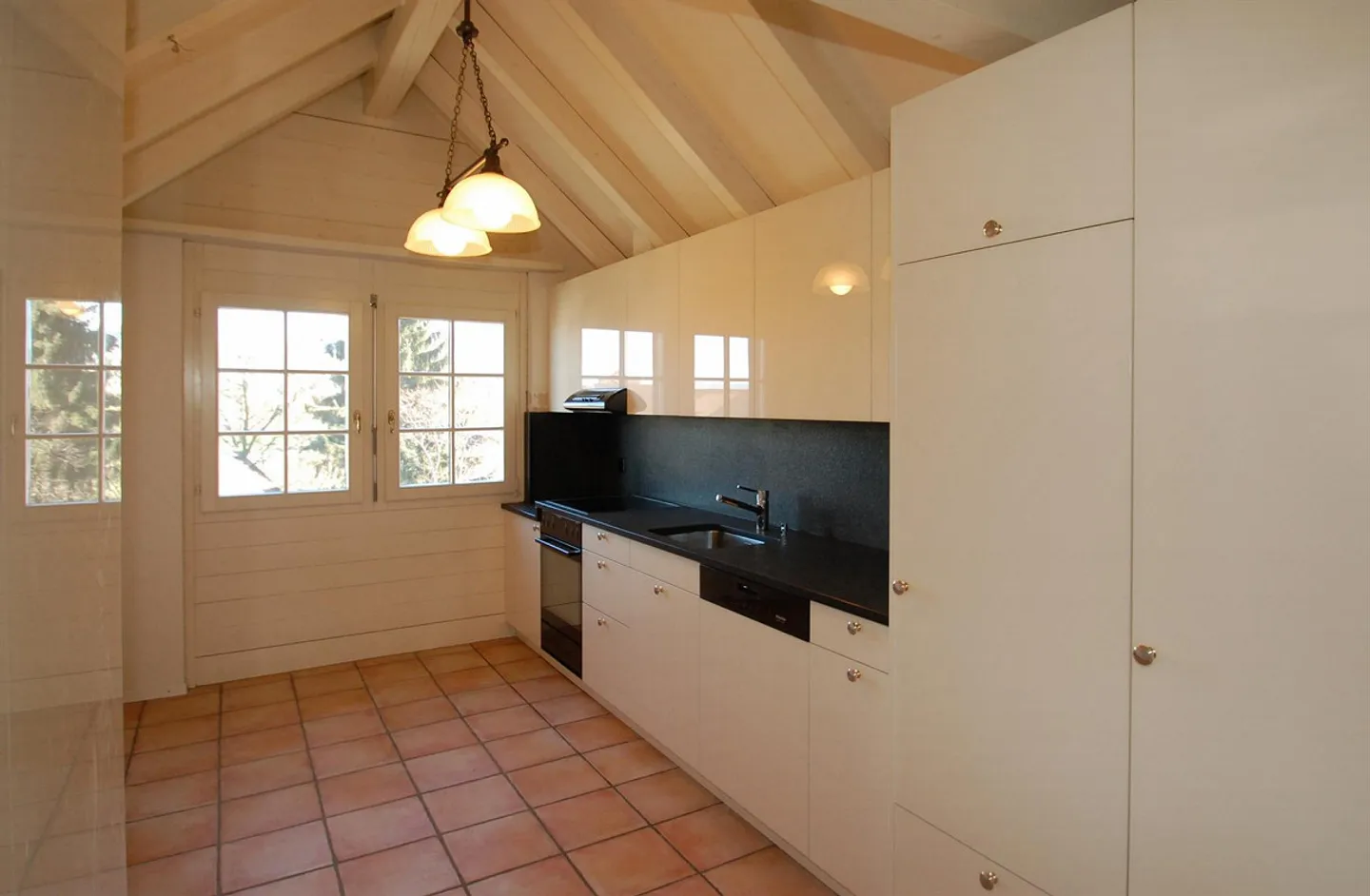 Elegante appartamento duplex di 4,5 locali - Foto 5 di 15