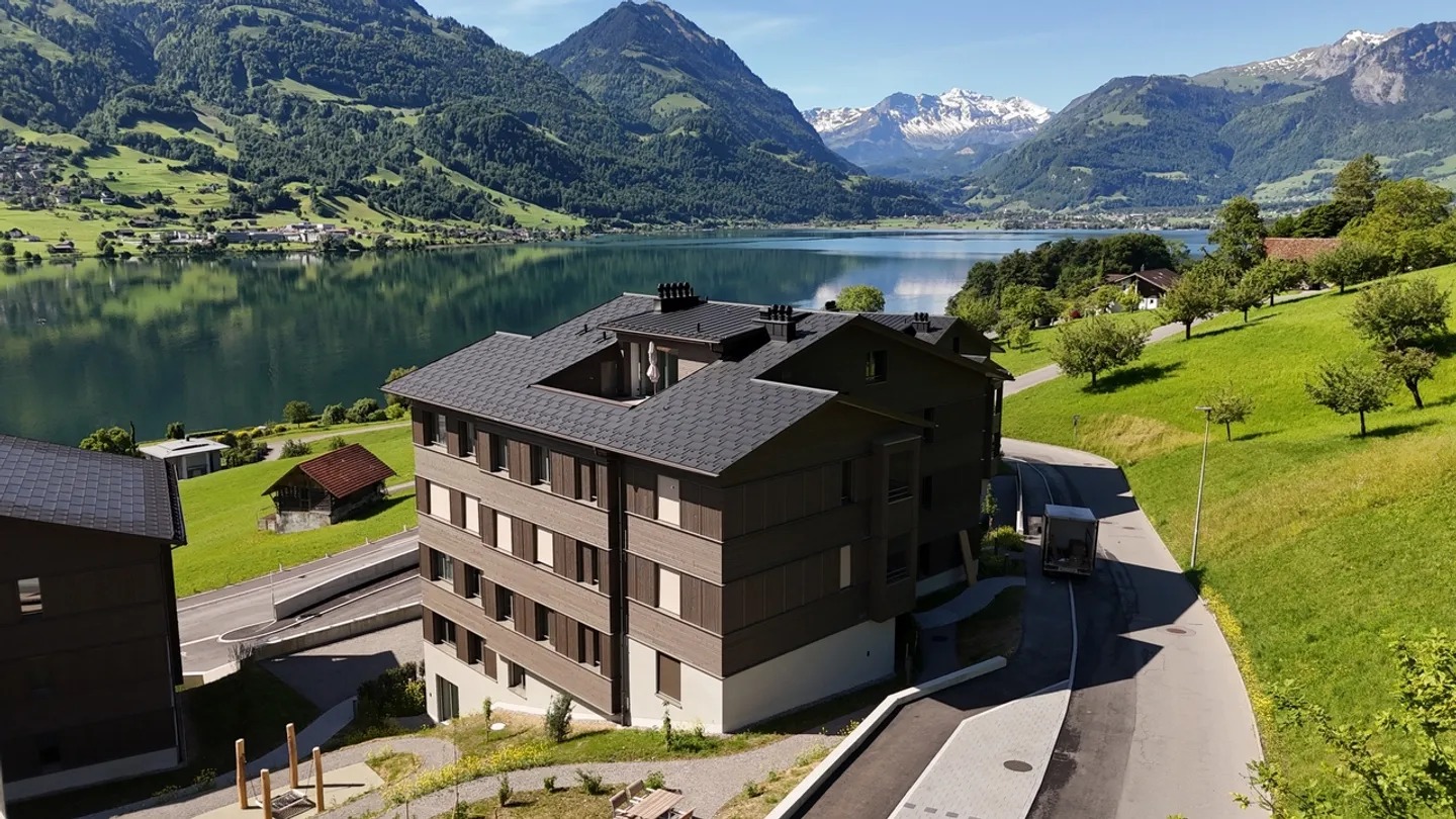 Ultima possibilità! Appartamento da sogno con vista sul lago e sulla montagna - Foto 3 di 8