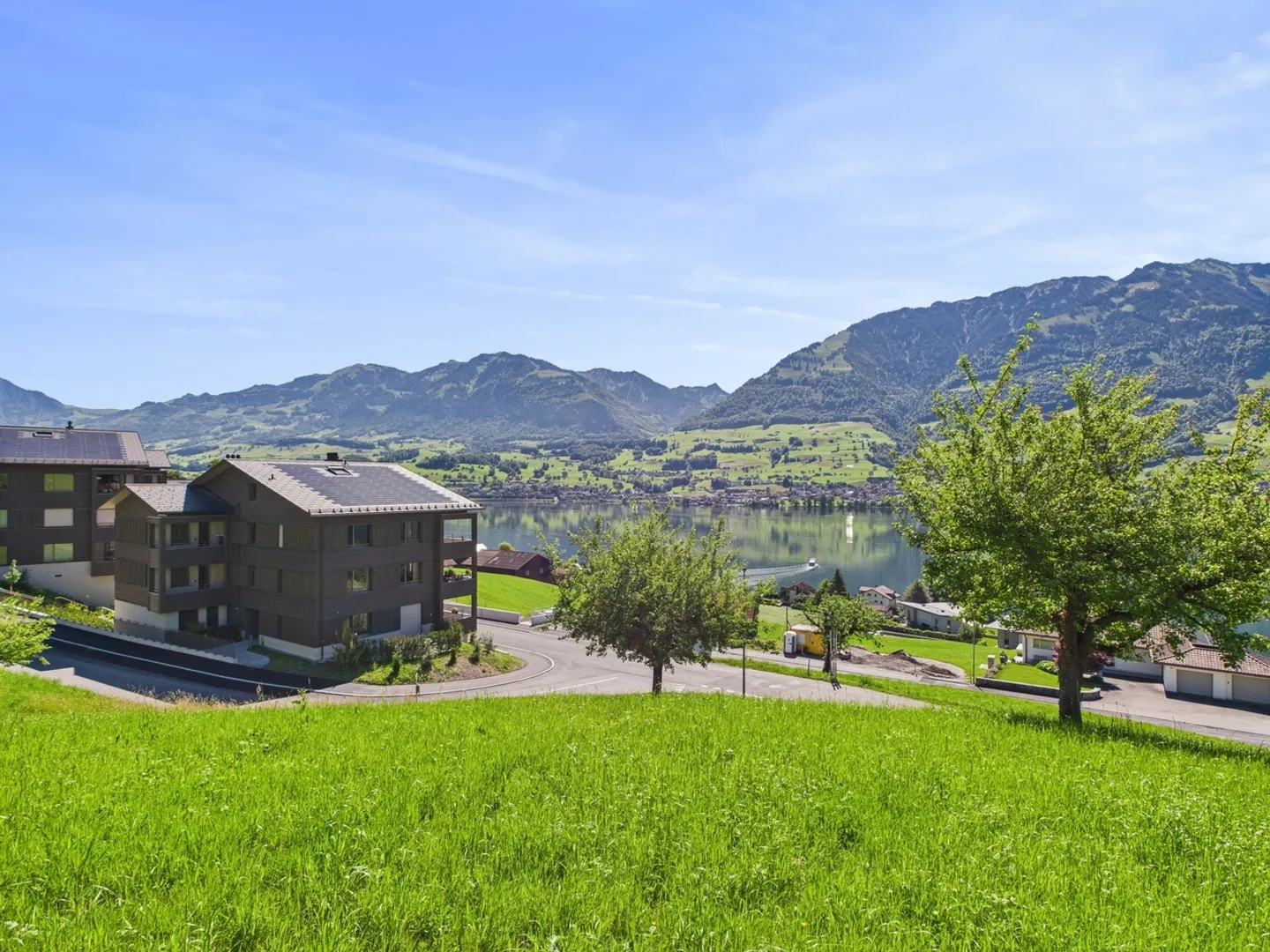 Ultima possibilità! Appartamento da sogno con vista sul lago e sulla montagna - Foto 6 di 8