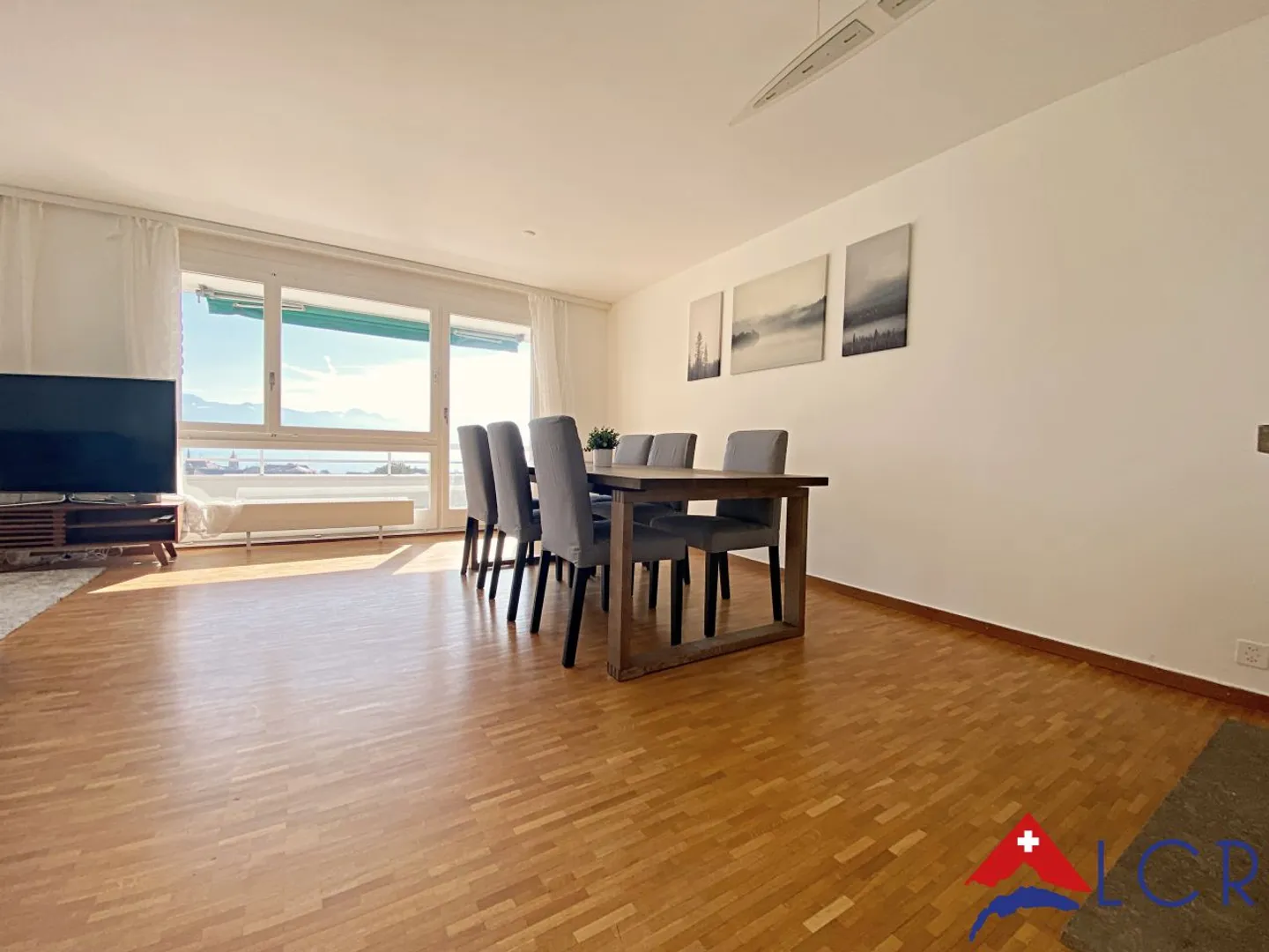 Magnifico appartamento arredato con 5 stanze con vista lago - Foto 5 di 13