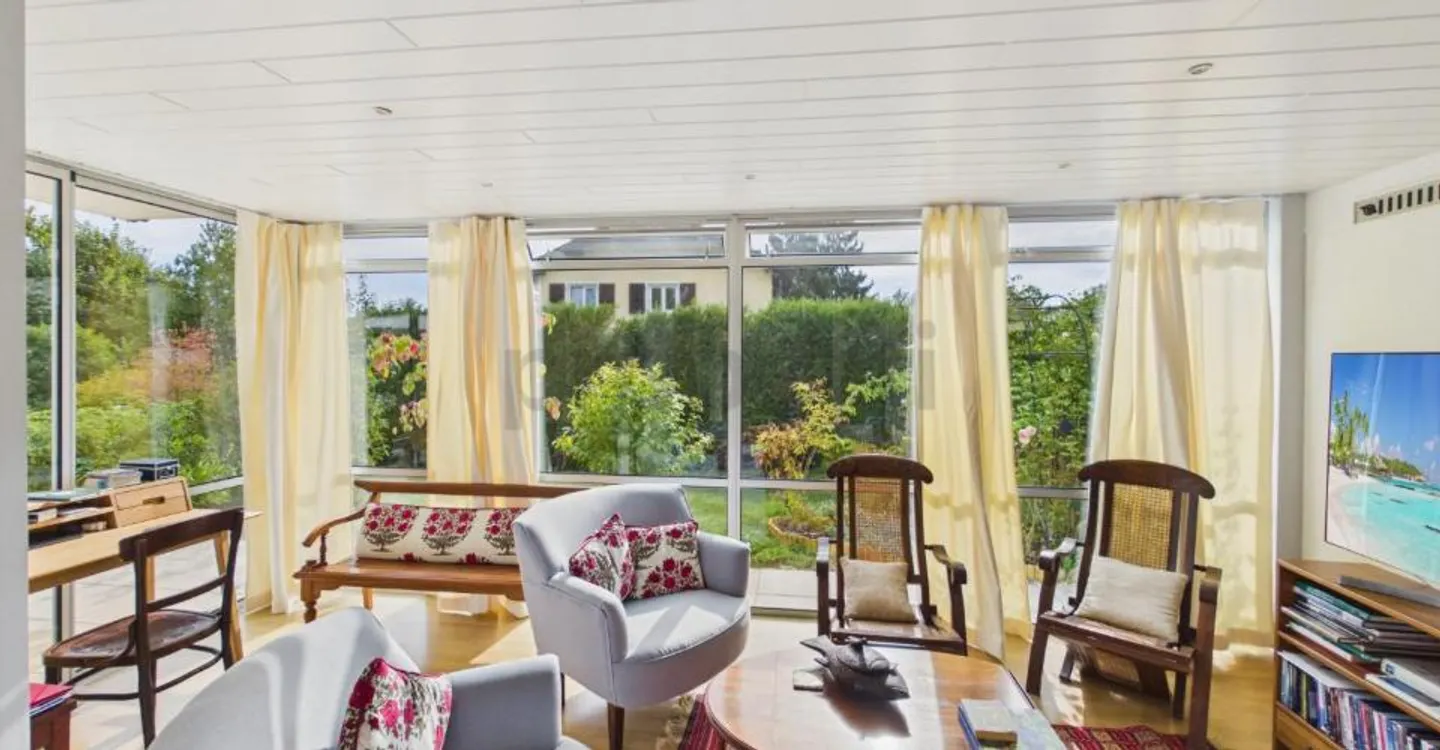 Grande giardino, magnifica veranda, piano terra luminoso, 4 camere! - Foto 4 di 12