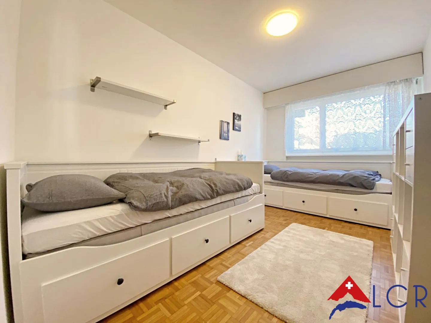 Magnifico appartamento arredato con 5 stanze con vista lago - Foto 10 di 13