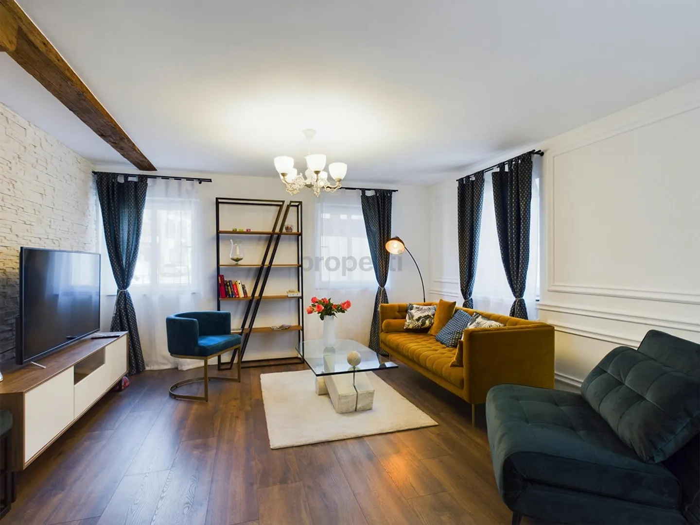 Appartement meublé exclusif de 3,5 pièces au cœur de la vieille ville de R... - Photo 2 sur 9