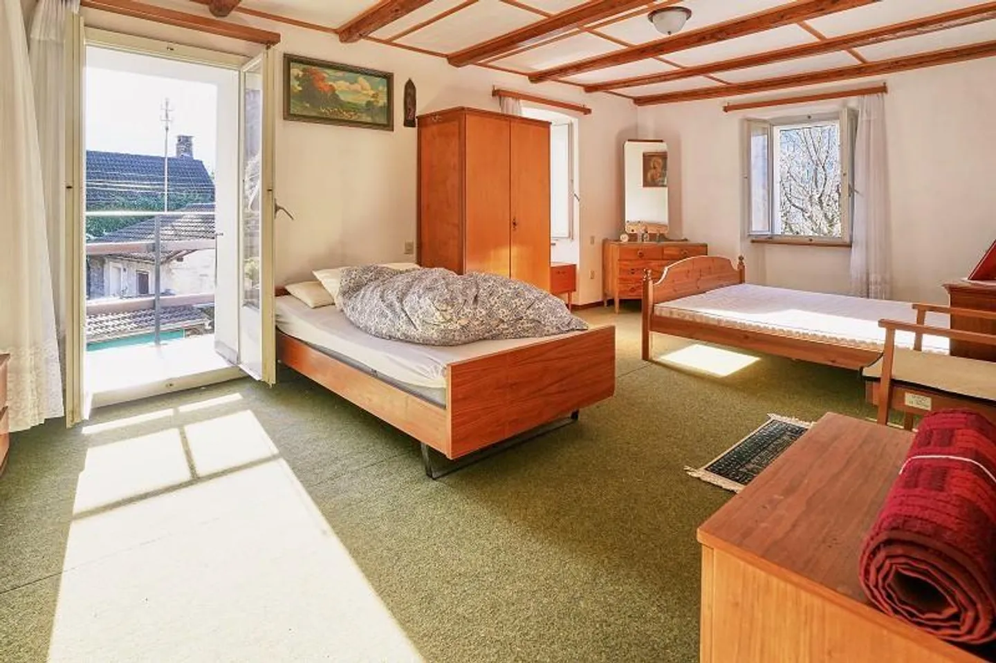 4 1/2-Room House with Two Outbuildings in a Very Quiet, Sunny Location - Photo 12 of 41