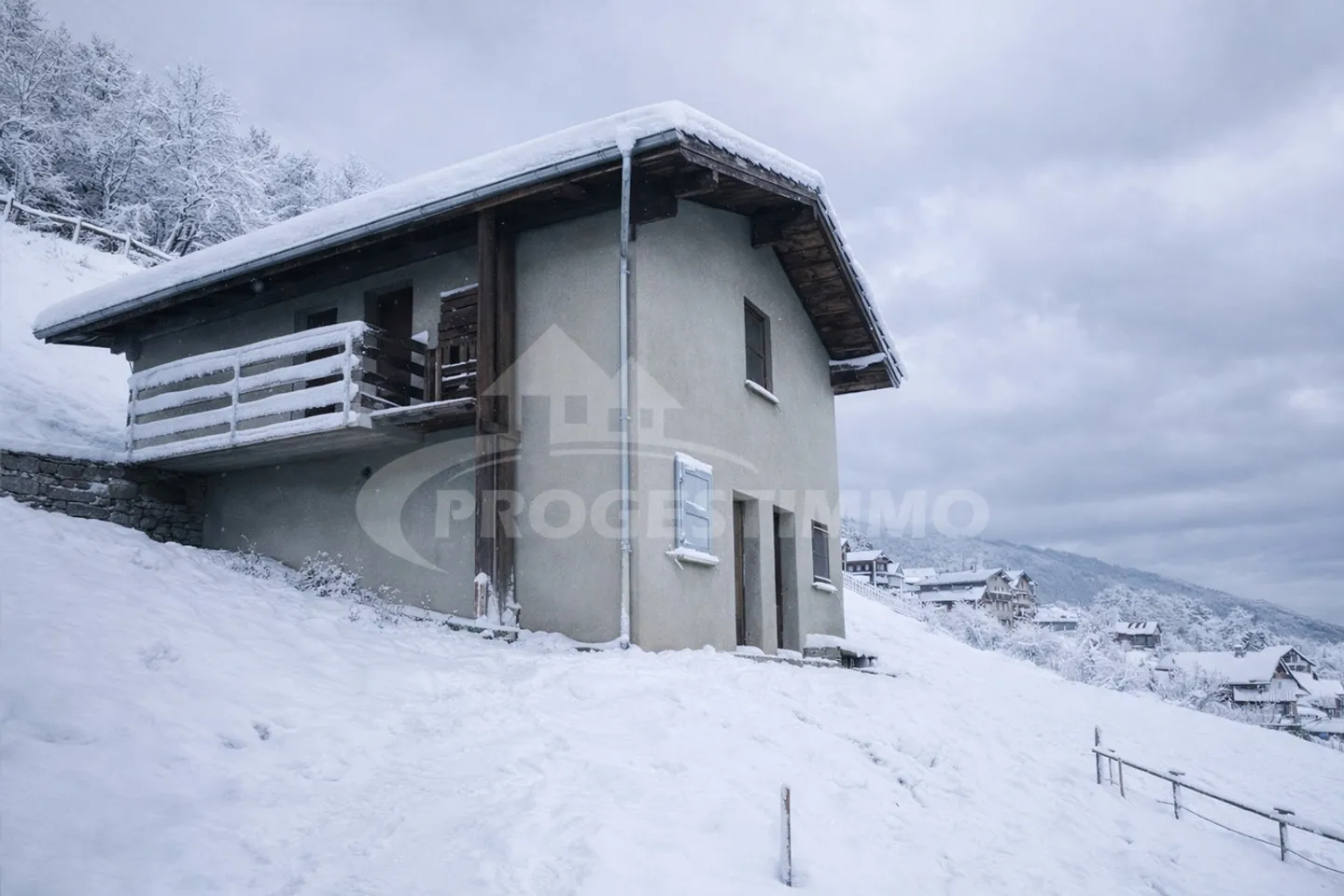 3.5-ZIMMER-WOHNUNG INMITTEN DER BERGE - Foto 3 von 9
