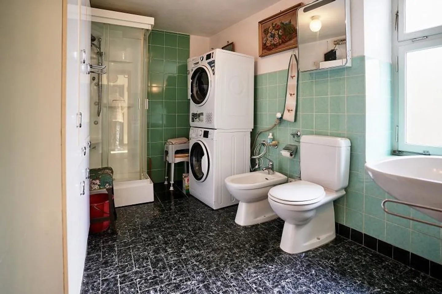 4 1/2-Room House with Two Outbuildings in a Very Quiet, Sunny Location - Photo 15 of 41