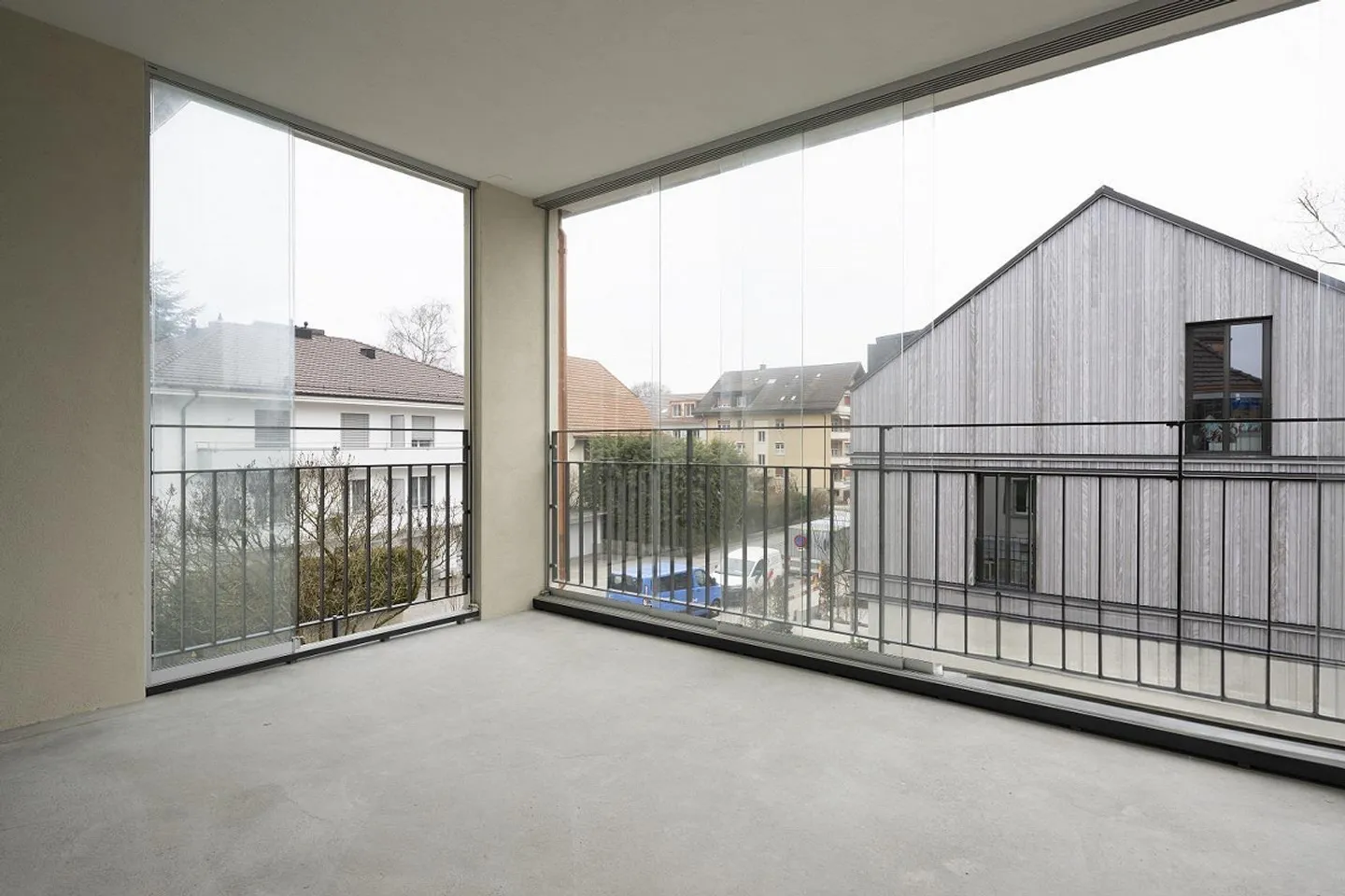 Exclusive 3.5-room apartment in completely renovated multi-family house - Photo 13 of 13