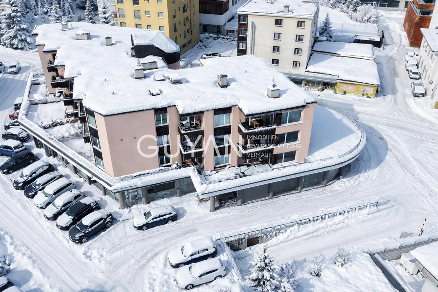 Appartamento 4 1/2 stanze Casa Dosch - Foto 3 di 14