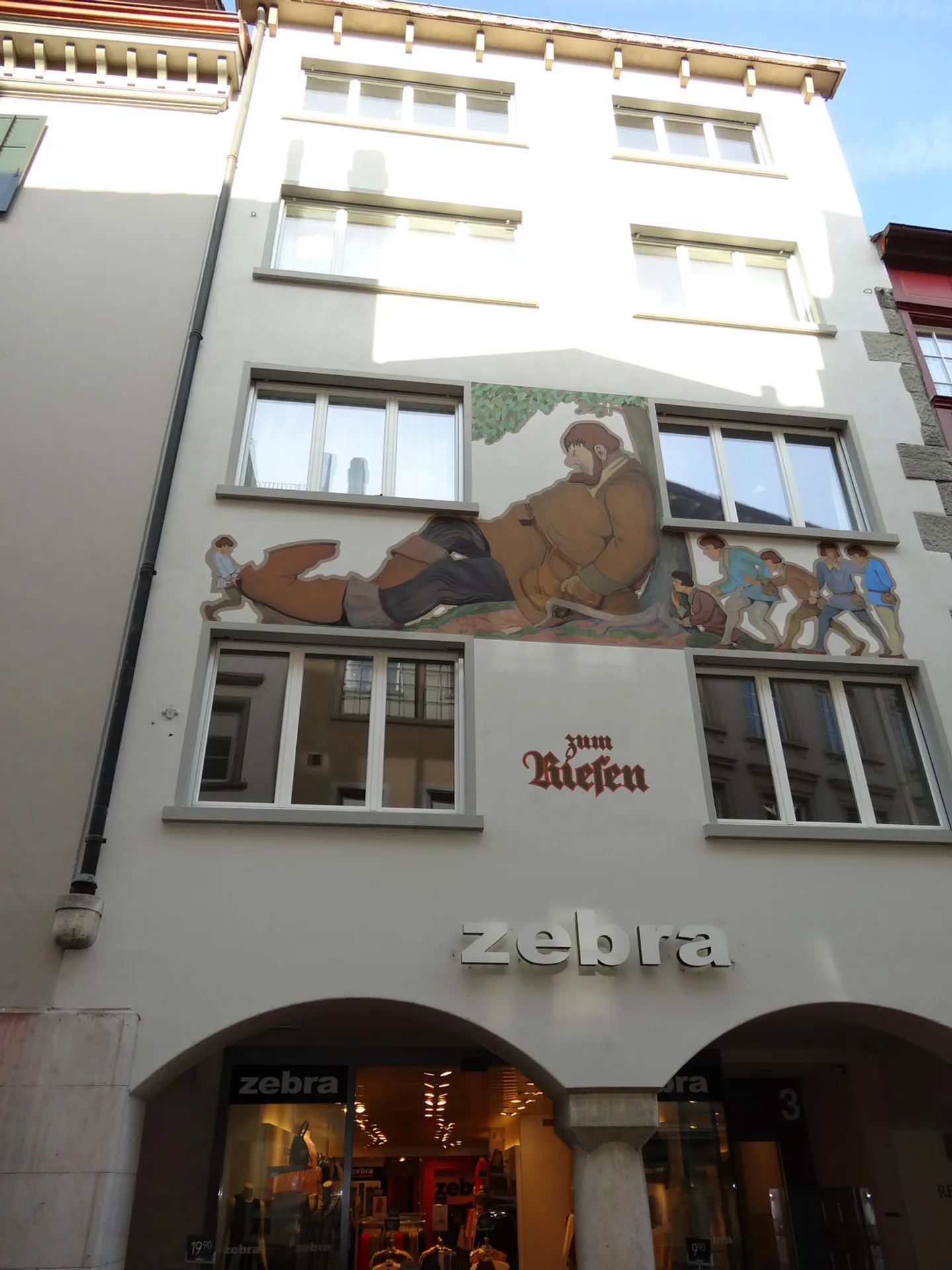 Moderne Stadtwohnung mitten in der Altstadt von Schaffhausen - Foto 1 von 8