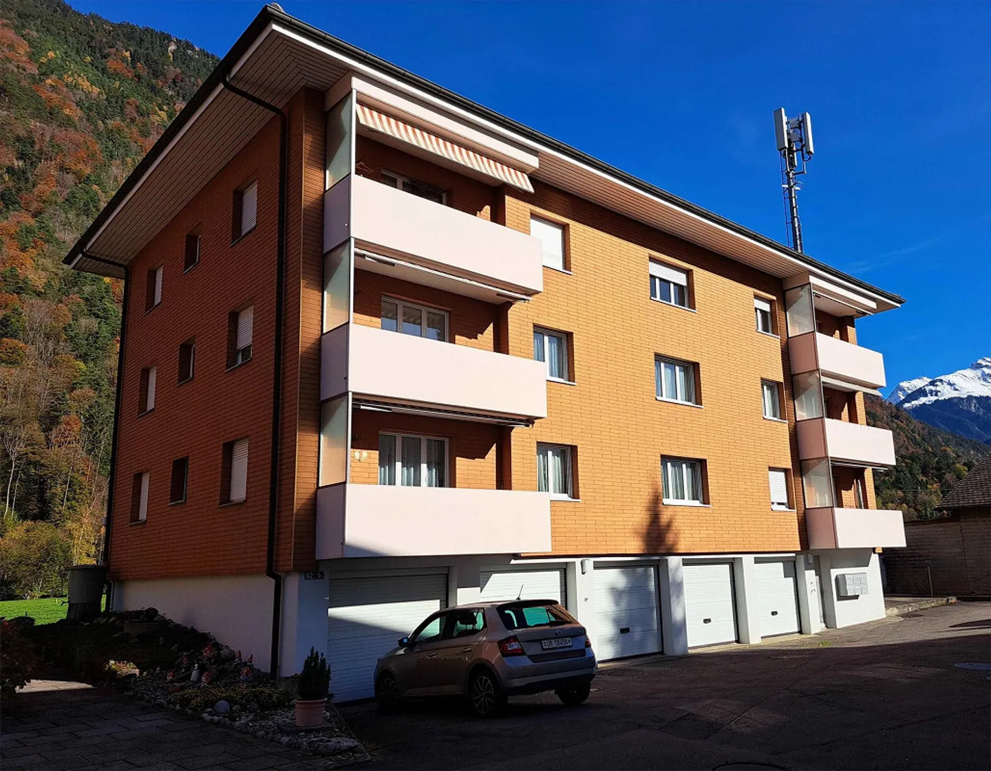 maison appartement bien entretenu avec 6 appartements - Photo 1 sur 20