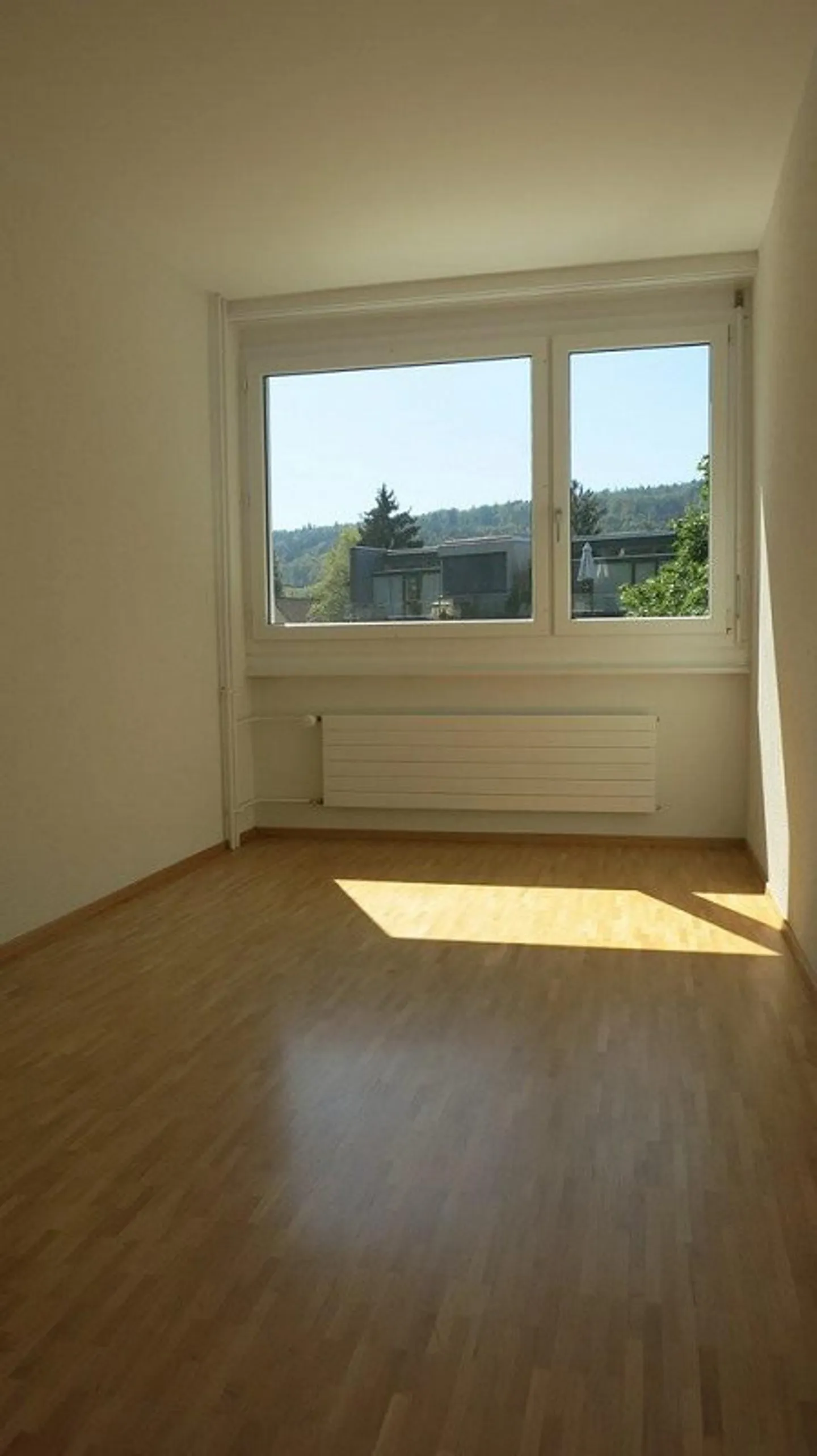 Schöne 4.5 Zimmer Wohnung in Schwamedingen - Foto 6 von 10