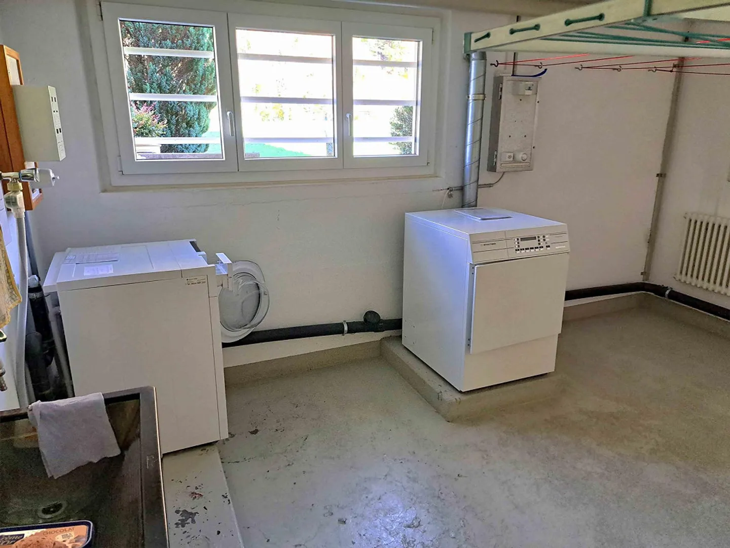 maison appartement bien entretenu avec 6 appartements - Photo 15 sur 20