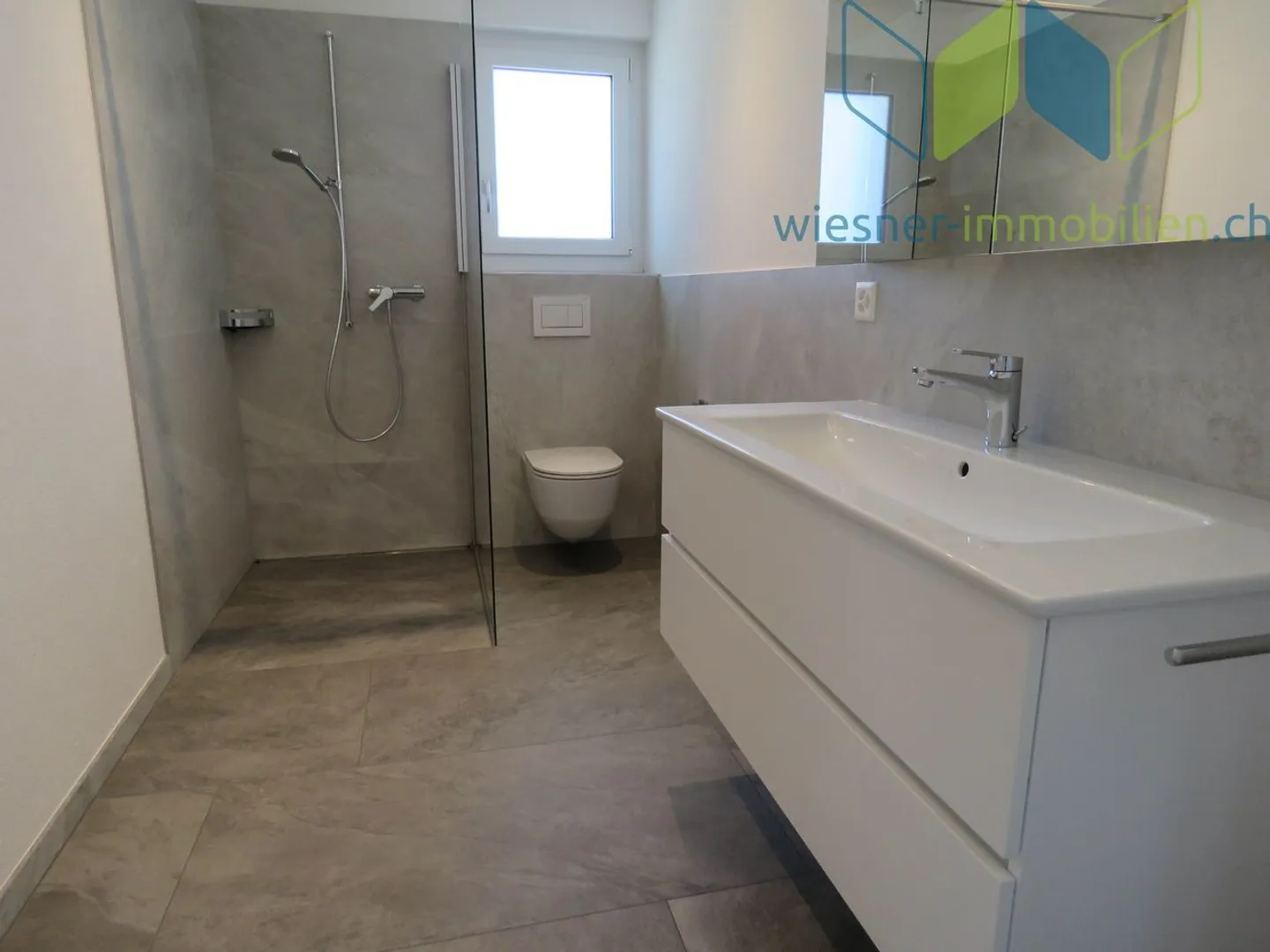 Stylische Attikawohnung mit Terrasse - Foto 11 von 11