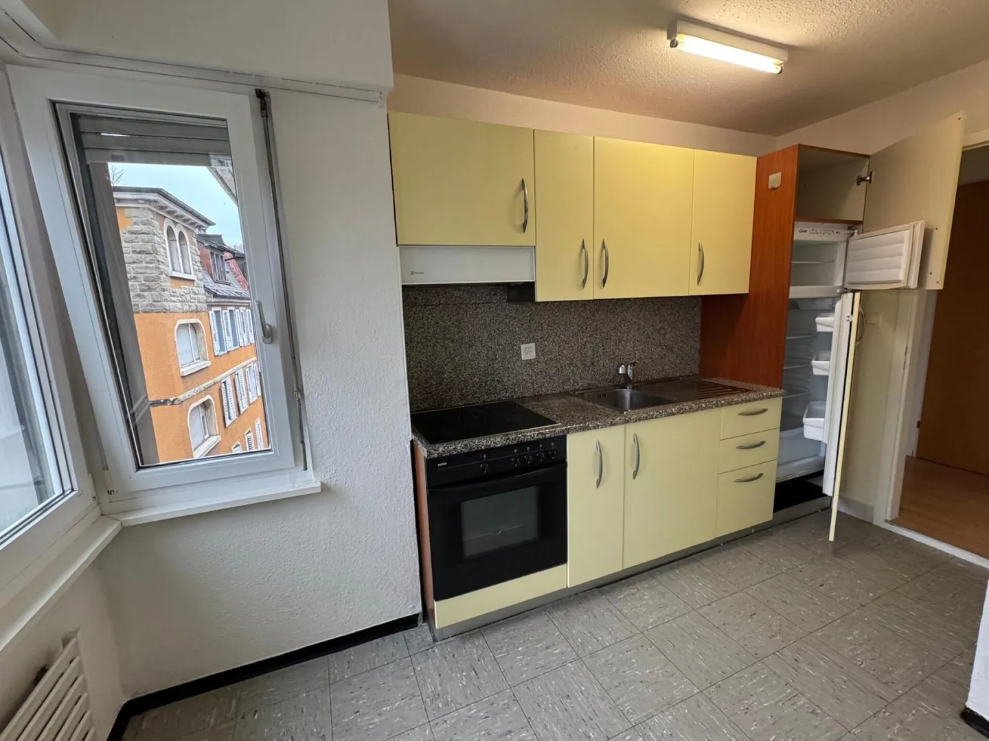 Appartement à louer - Photo 3 sur 9