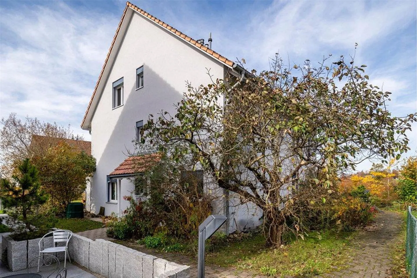 Haus 5,5 Zimmer - Foto 1 von 13