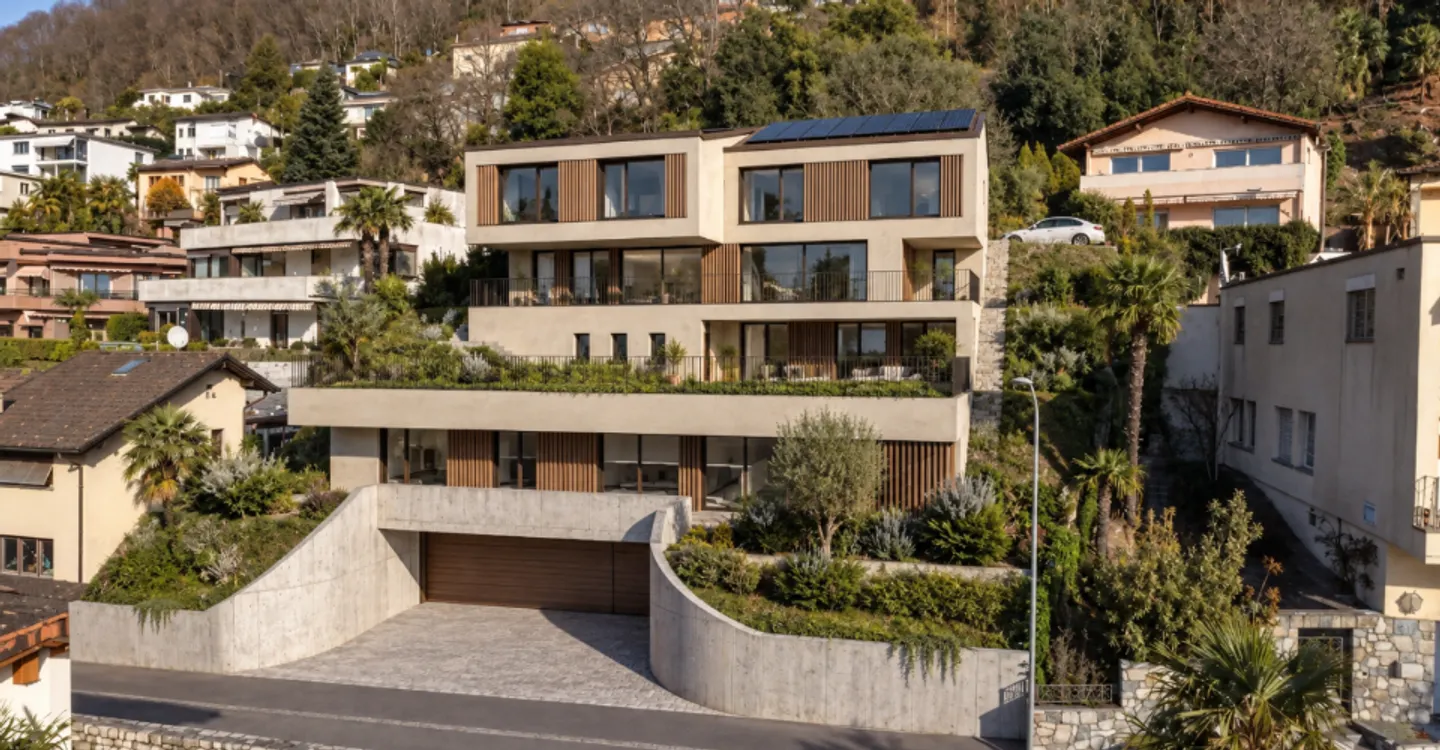 Bissone: Grundstück mit Seeblick und Projekt für eine exklusive Doppelhaushälfte - Foto 1 von 11