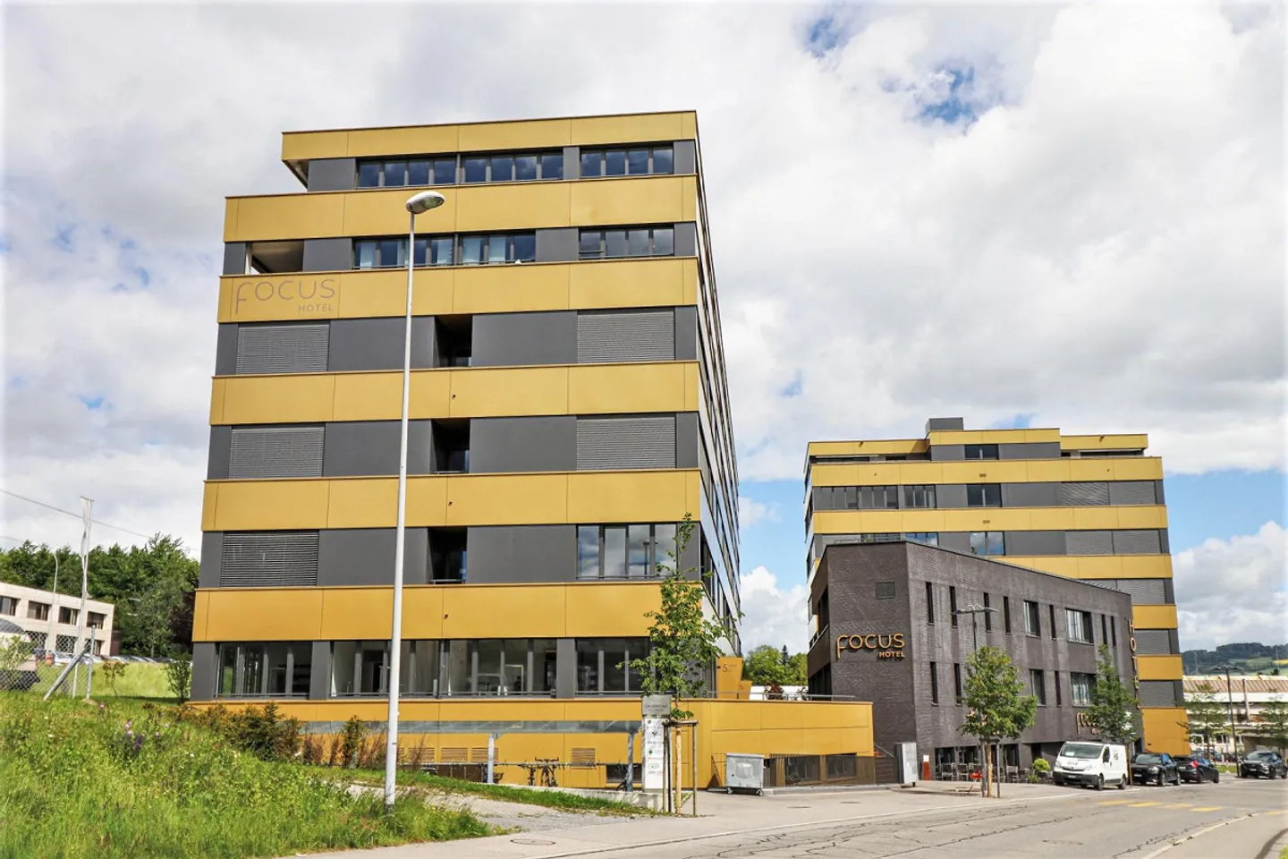 Light-flooded room - ideal as an office - Photo 1 of 3