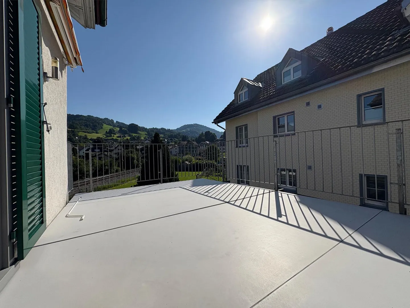 Frisch renovierte 4.5-Zimmer-Maisonette-Wohnung - Foto 1 von 8