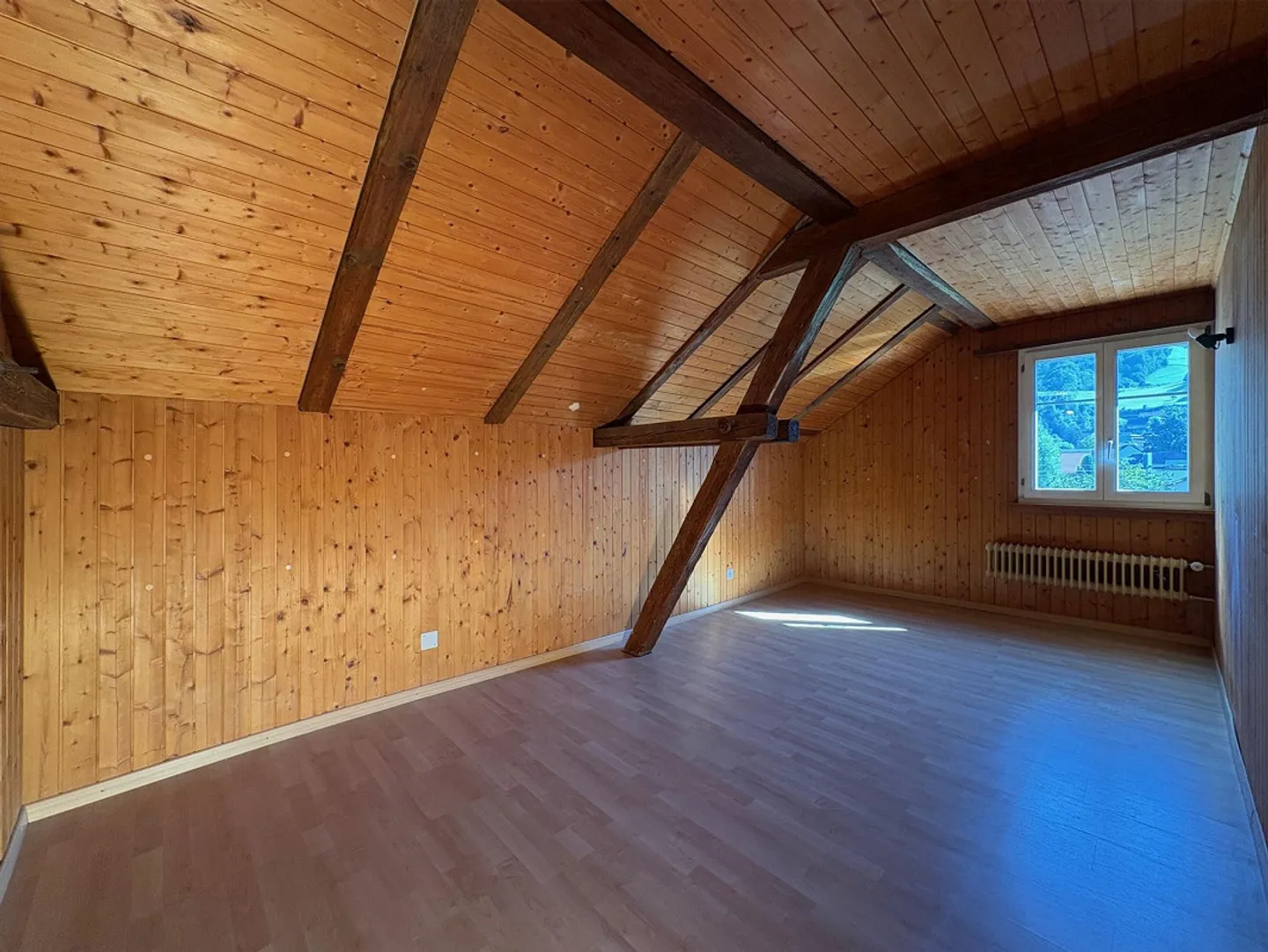 Frisch renovierte 4.5-Zimmer-Maisonette-Wohnung - Foto 6 von 8