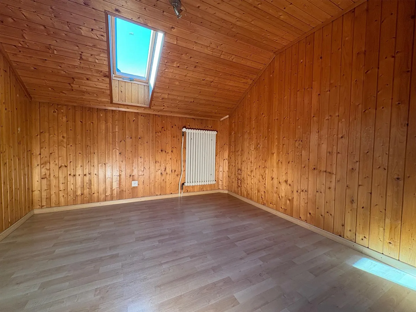 Frisch renovierte 4.5-Zimmer-Maisonette-Wohnung - Foto 7 von 8
