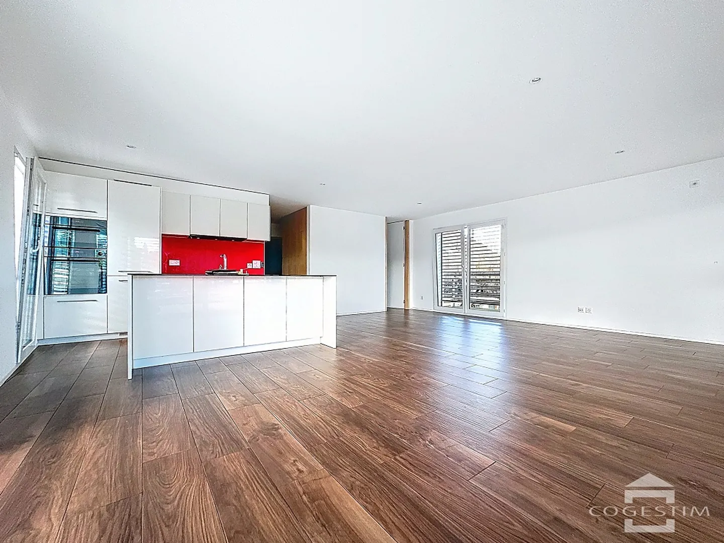 3.5 Room Apartment - Photo 3 of 13