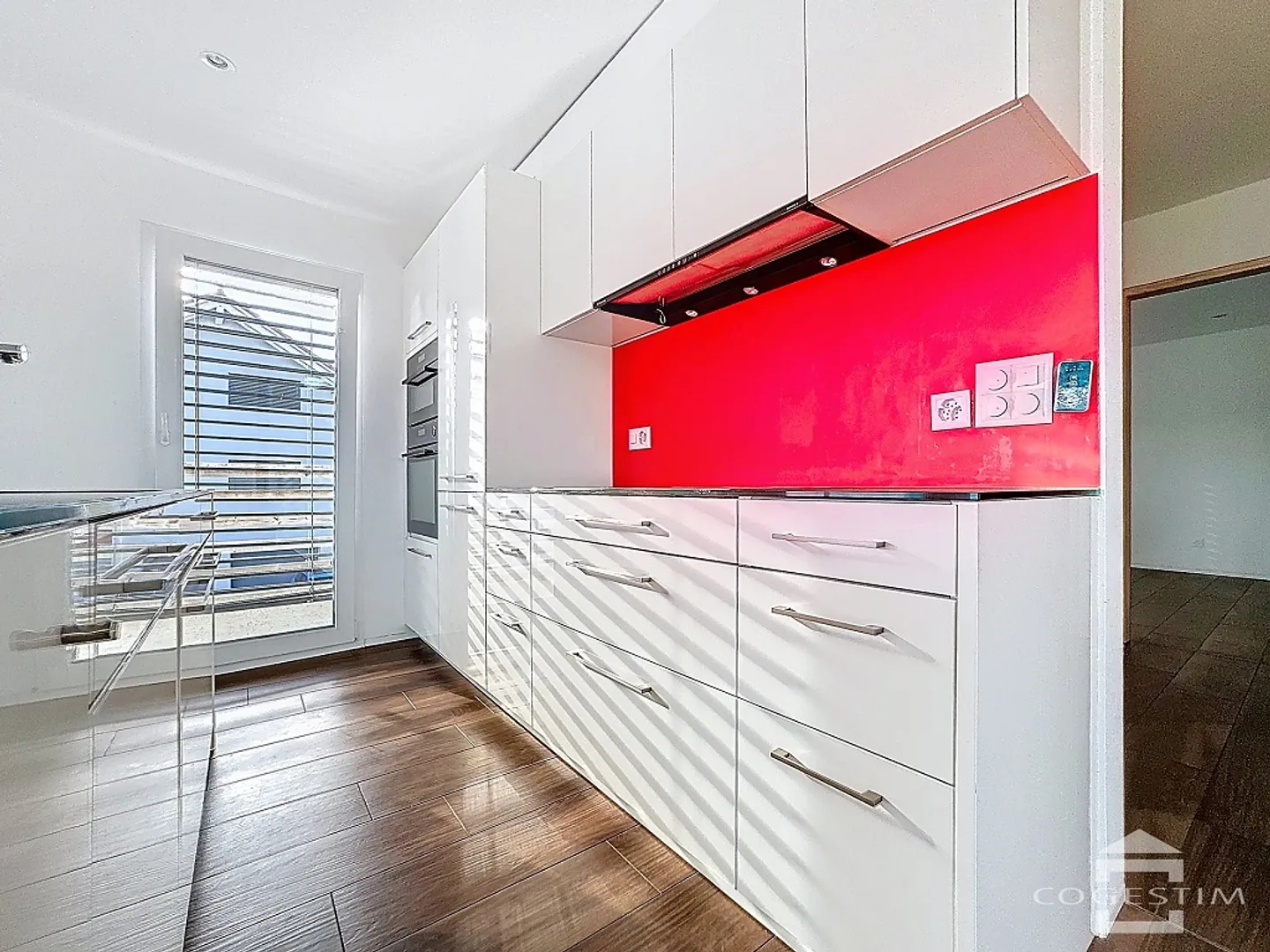 3.5 Room Apartment - Photo 4 of 13