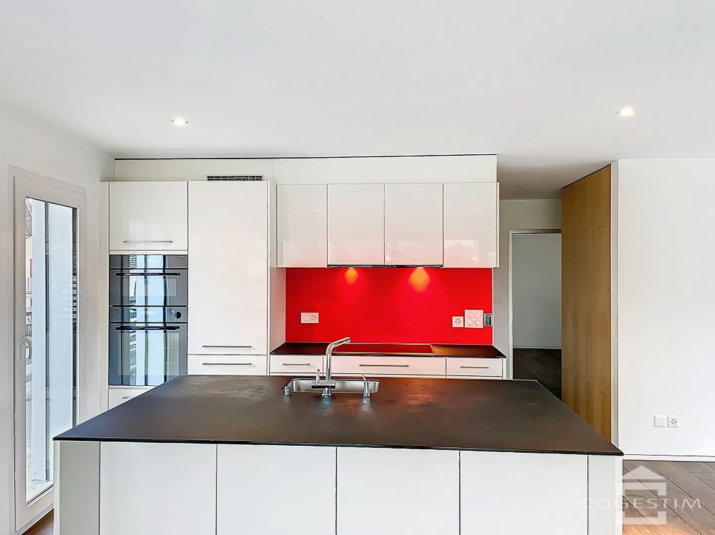 3.5 Room Apartment - Photo 5 of 13