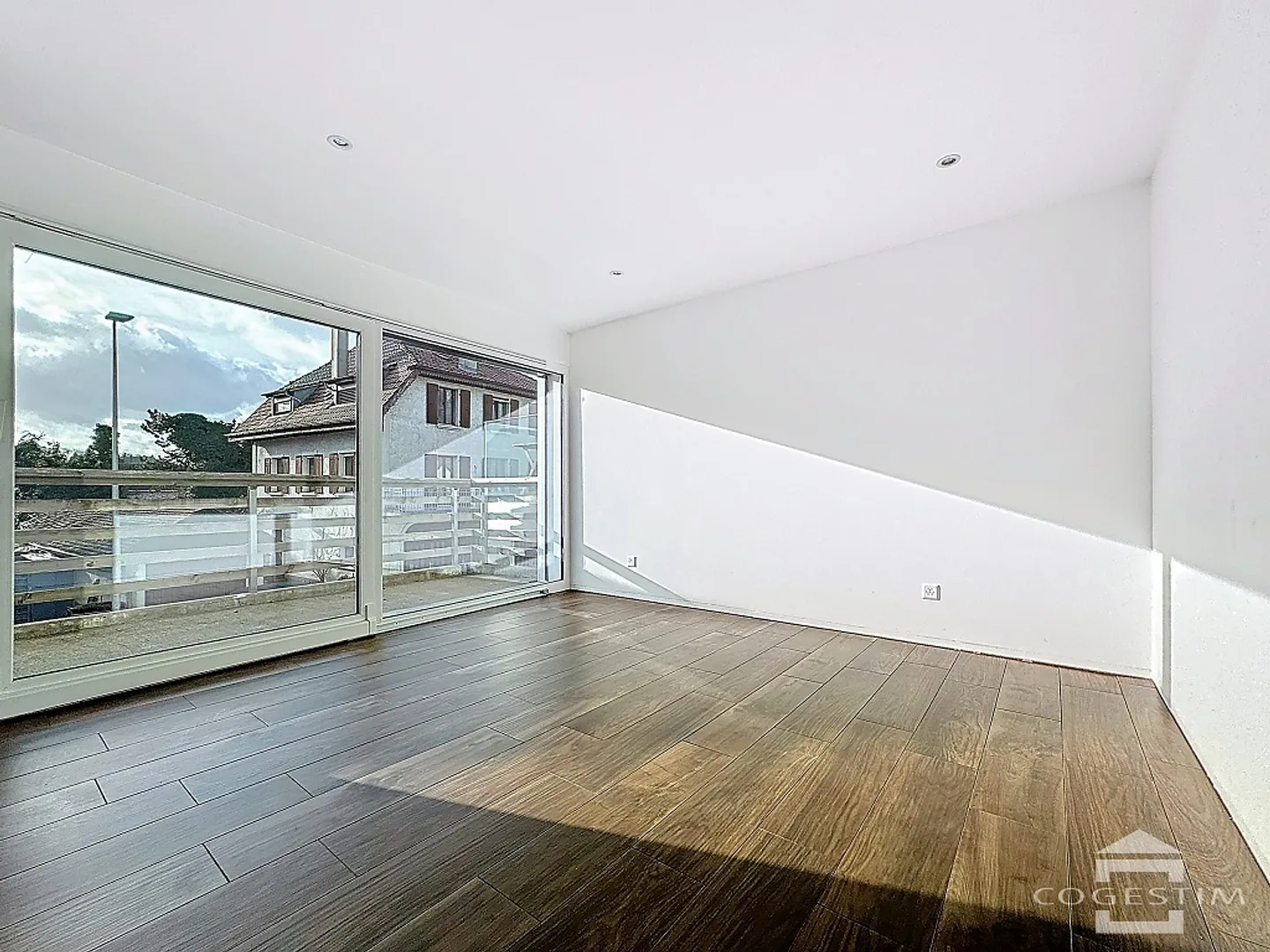 3.5 Room Apartment - Photo 7 of 13