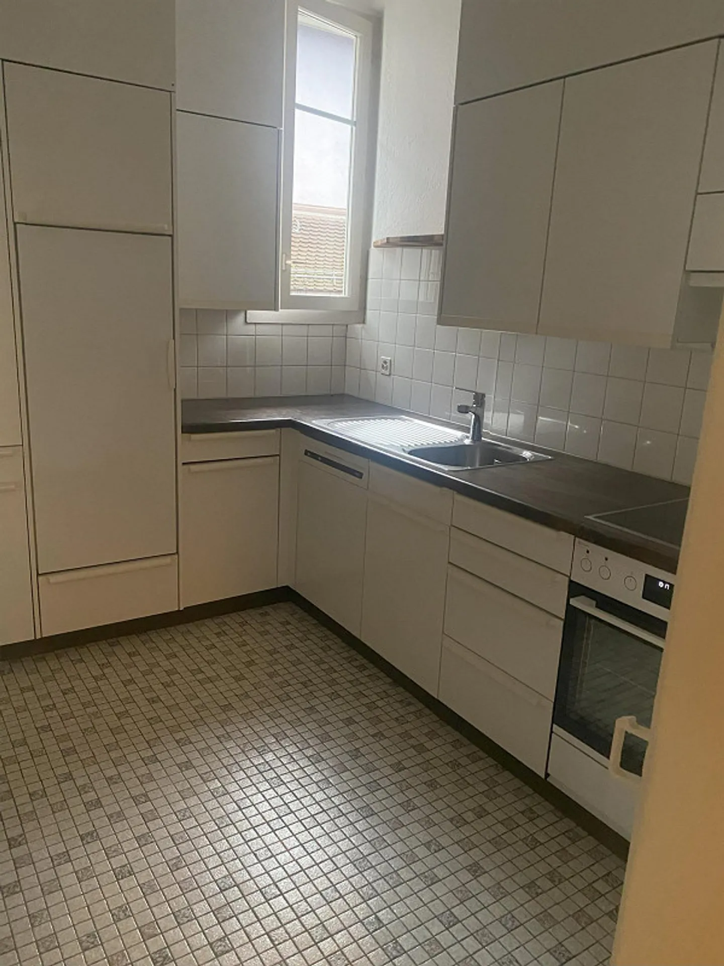 Appartement spacieux de 4,5 pièces dans un ancien bâtiment au centre de Rorschach - Photo 10 sur 10