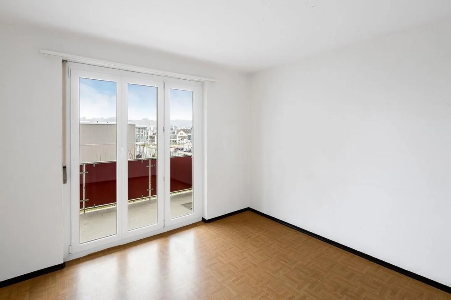 Vivre confortablement avec 2 balcons - Photo 3 sur 10