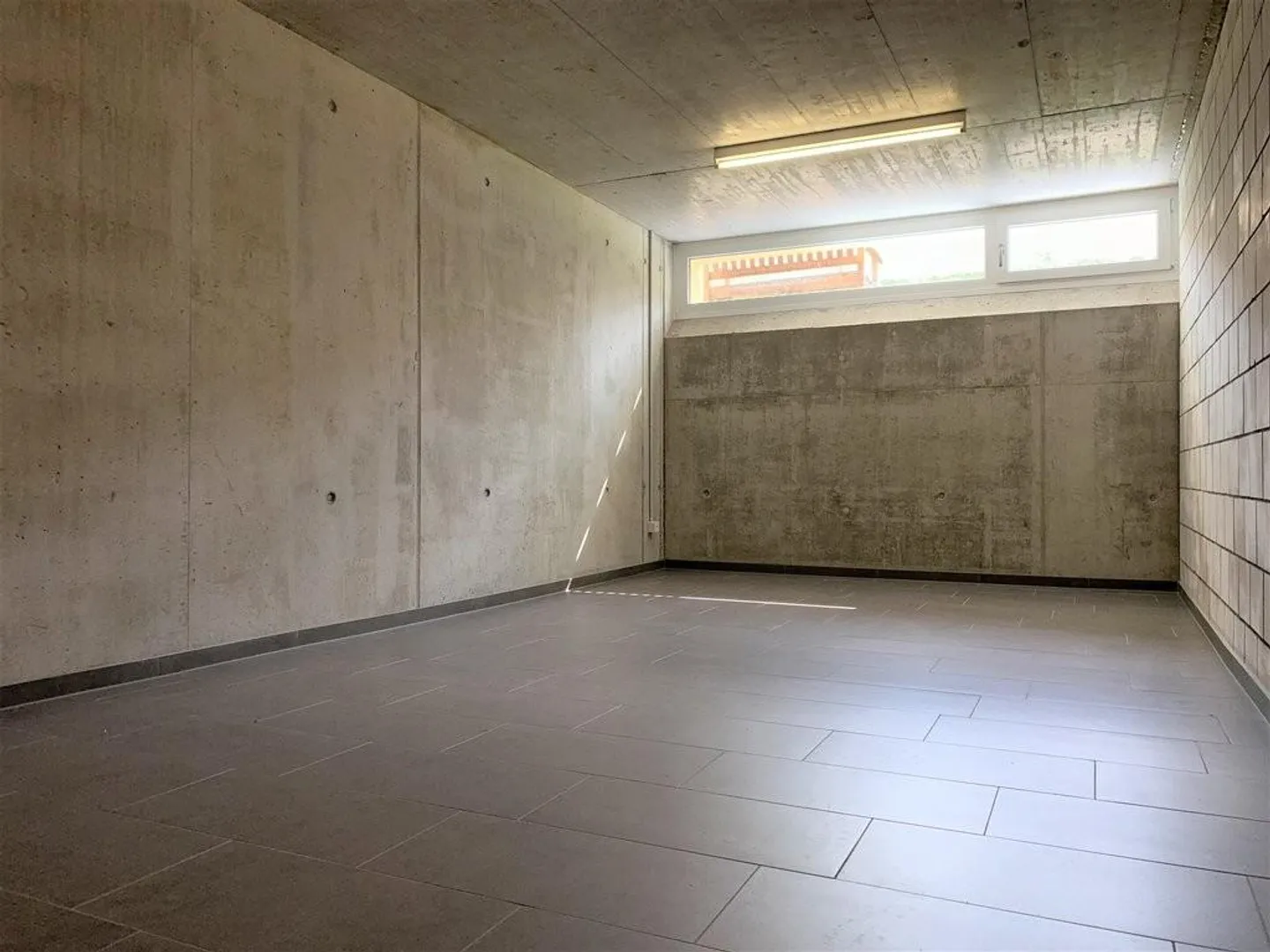 Stanza per il bricolage con luce naturale - Foto 3 di 3