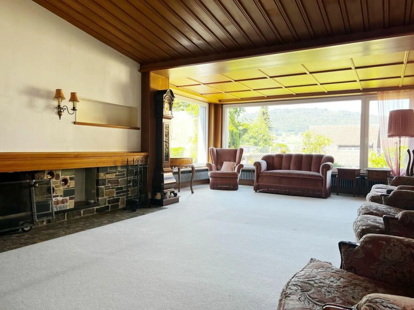 Maison individuelle au caractère unique avec une précieuse réserve de terrain - Photo 7 sur 29