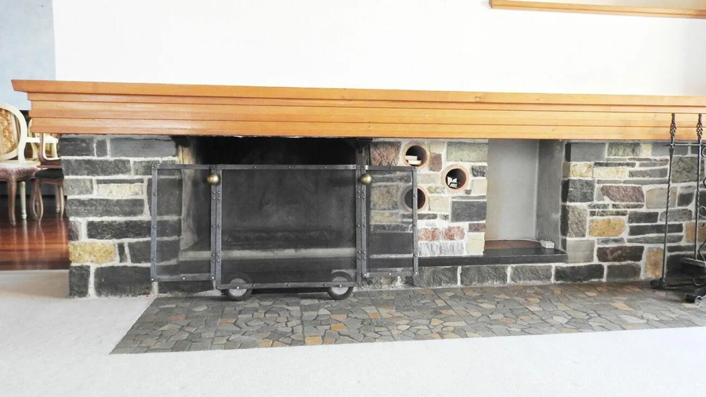 Maison individuelle au caractère unique avec une précieuse réserve de terrain - Photo 8 sur 29