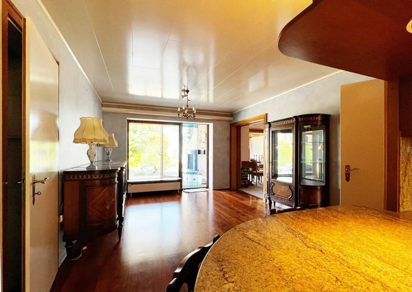 Maison individuelle au caractère unique avec une précieuse réserve de terrain - Photo 11 sur 29