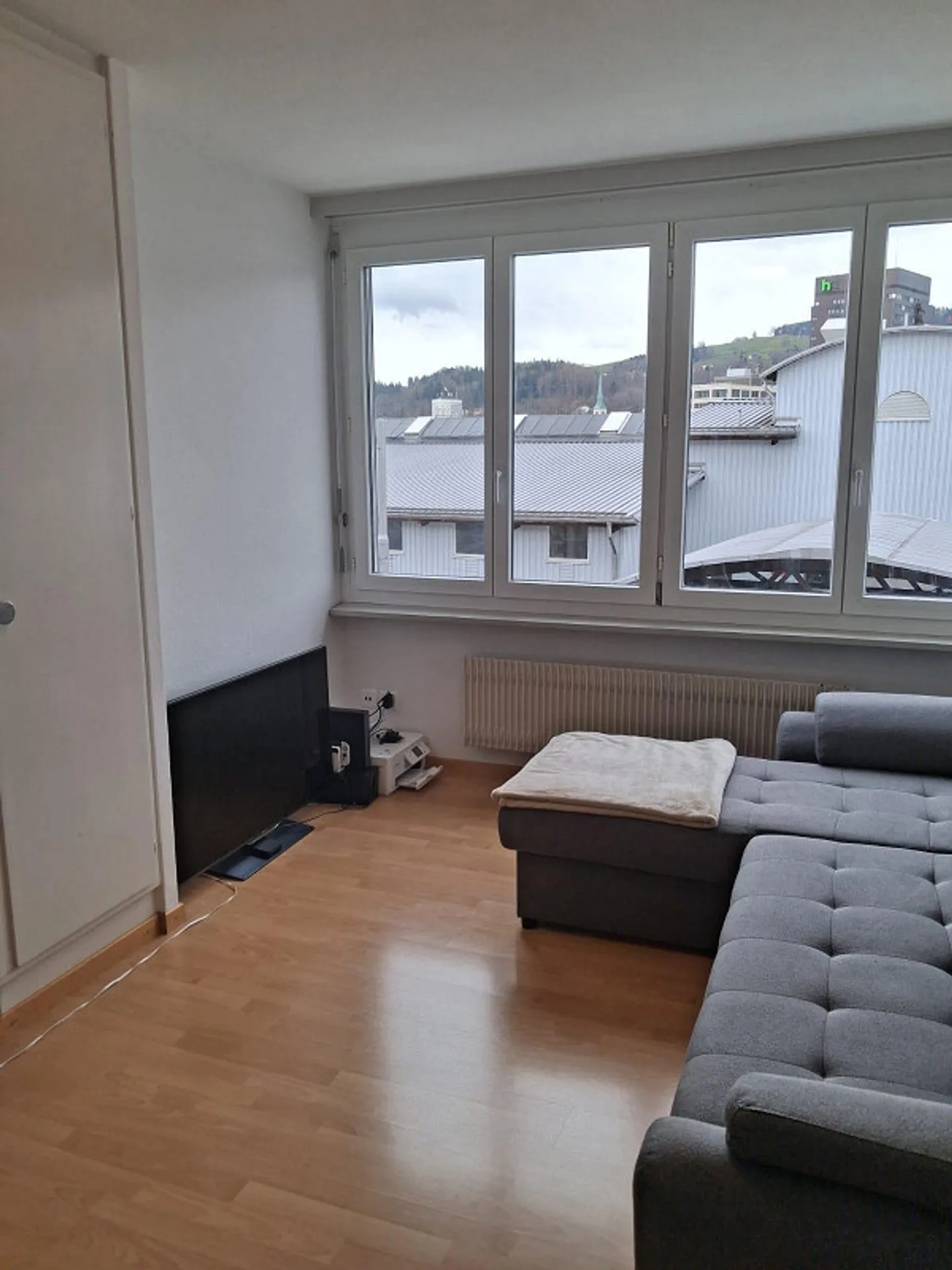 2-room apartment on the 3rd floor - An der St. Jakobstr. 91, 9000 St. Gallen - Photo 2 of 6