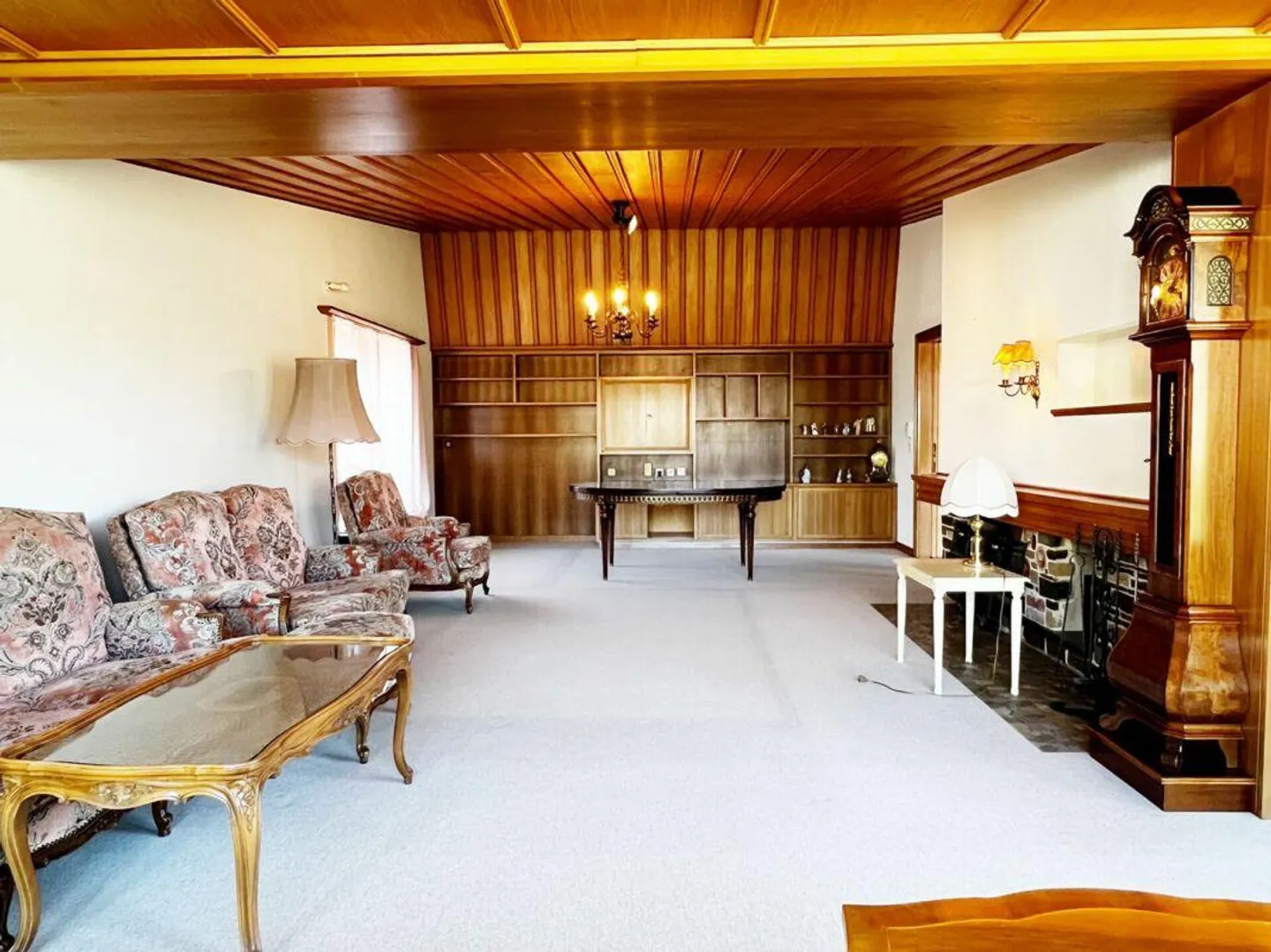 Maison individuelle au caractère unique avec une précieuse réserve de terrain - Photo 9 sur 29