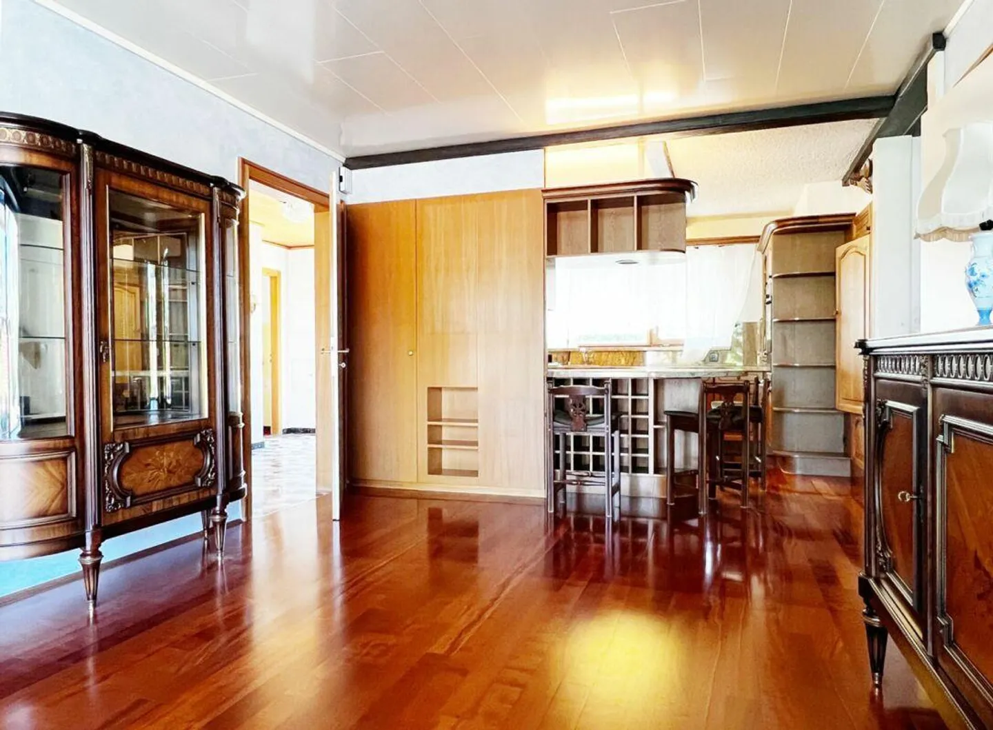 Maison individuelle au caractère unique avec une précieuse réserve de terrain - Photo 10 sur 29