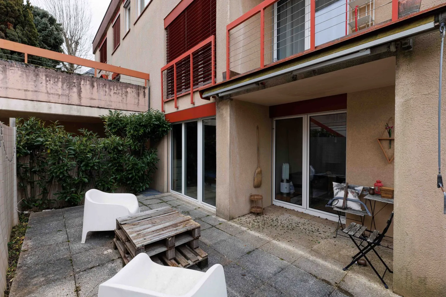 LUTRY - Schönes 3,5-Zimmer-Apartment - Foto 10 von 12