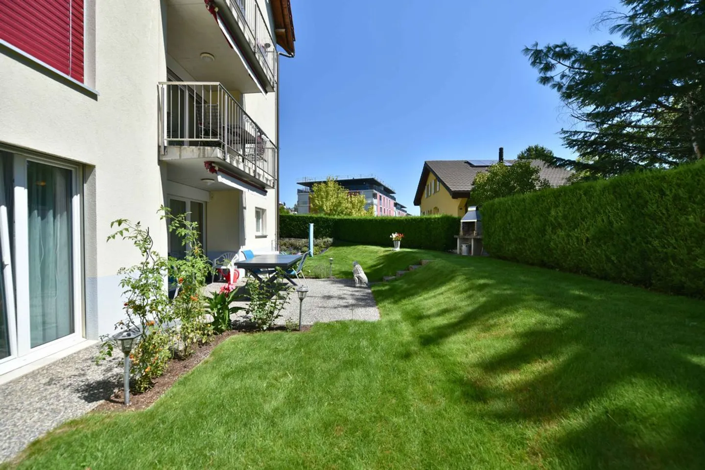 Appartement Charmant à Corcelles - Photo 1 sur 9