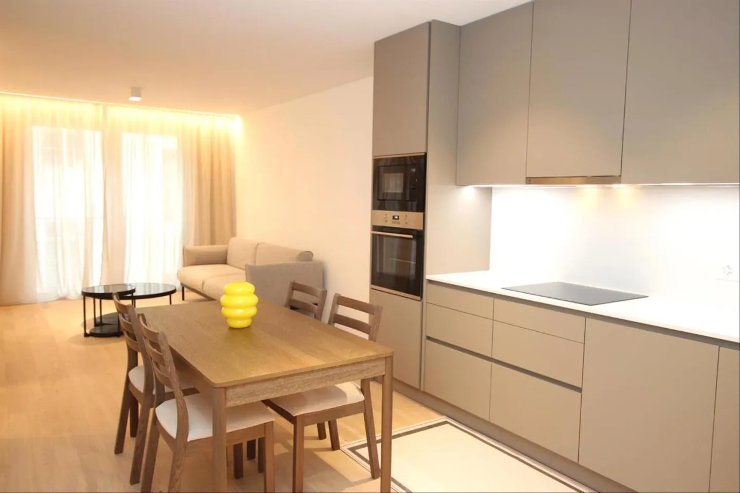 Furnished apartment for rent - Photo 3 of 9