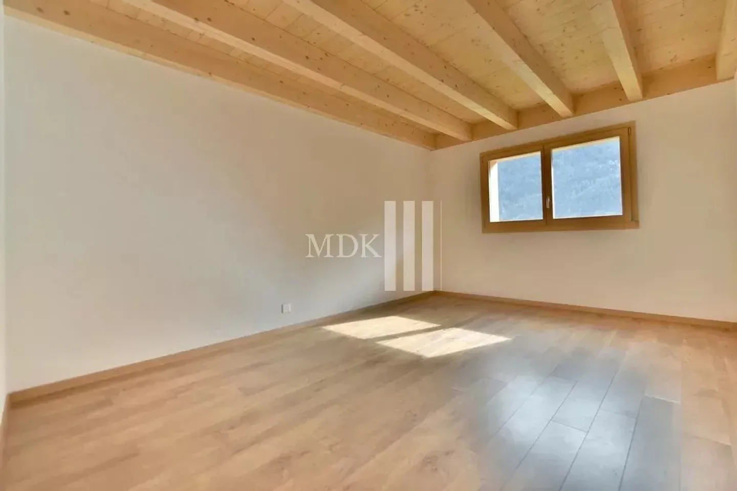 Spacious Apartment in Troistorrents - Photo 5 of 11