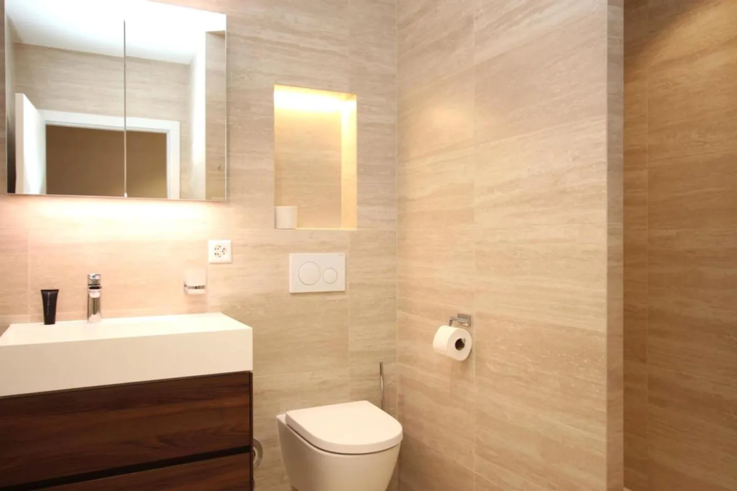 Furnished apartment for rent - Photo 5 of 9