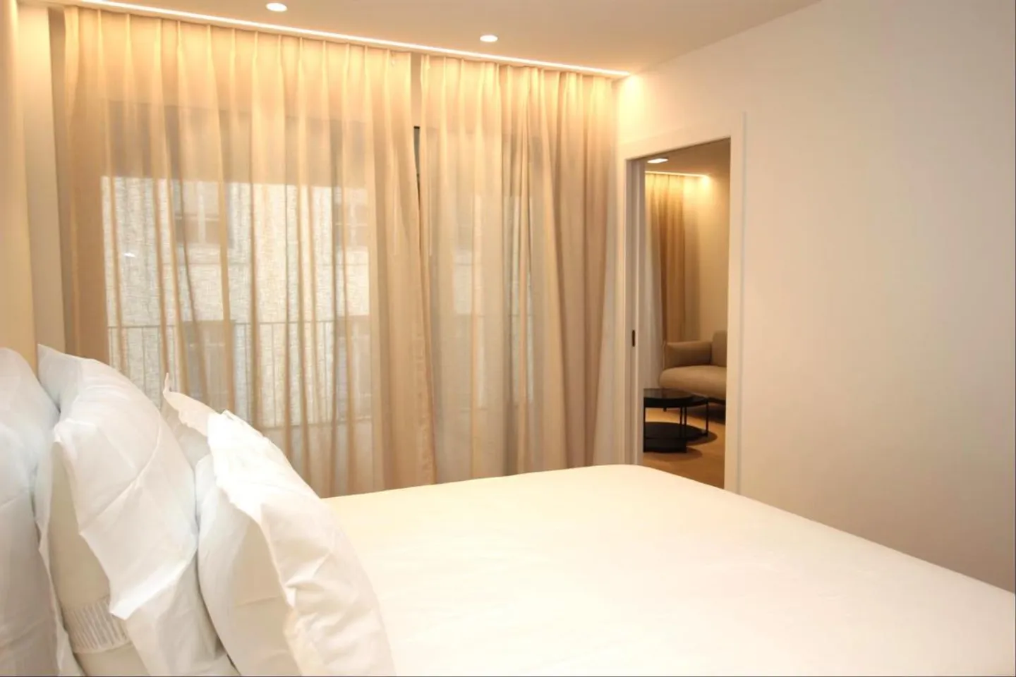 Furnished apartment for rent - Photo 6 of 9