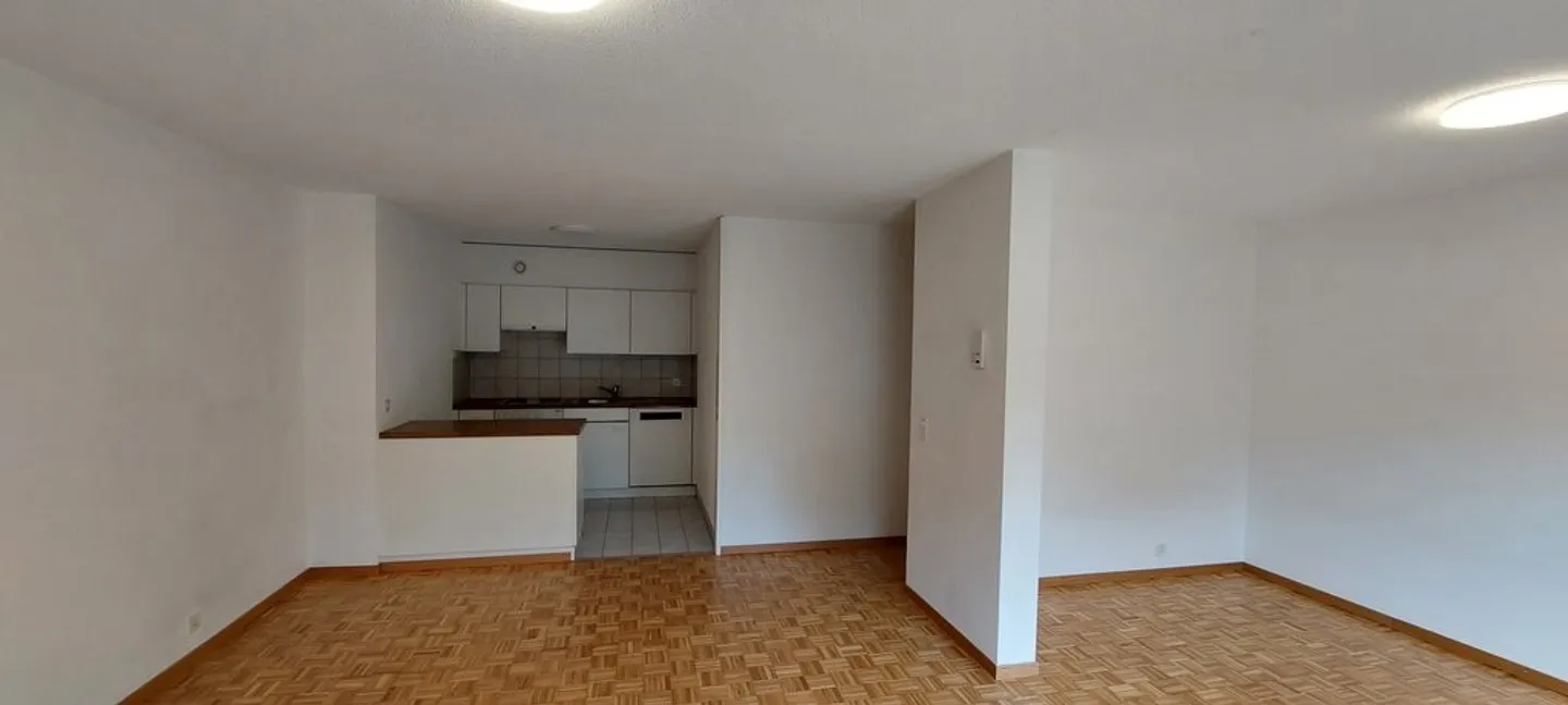 Beautiful studio in a quiet neighborhood - Photo 2 of 6