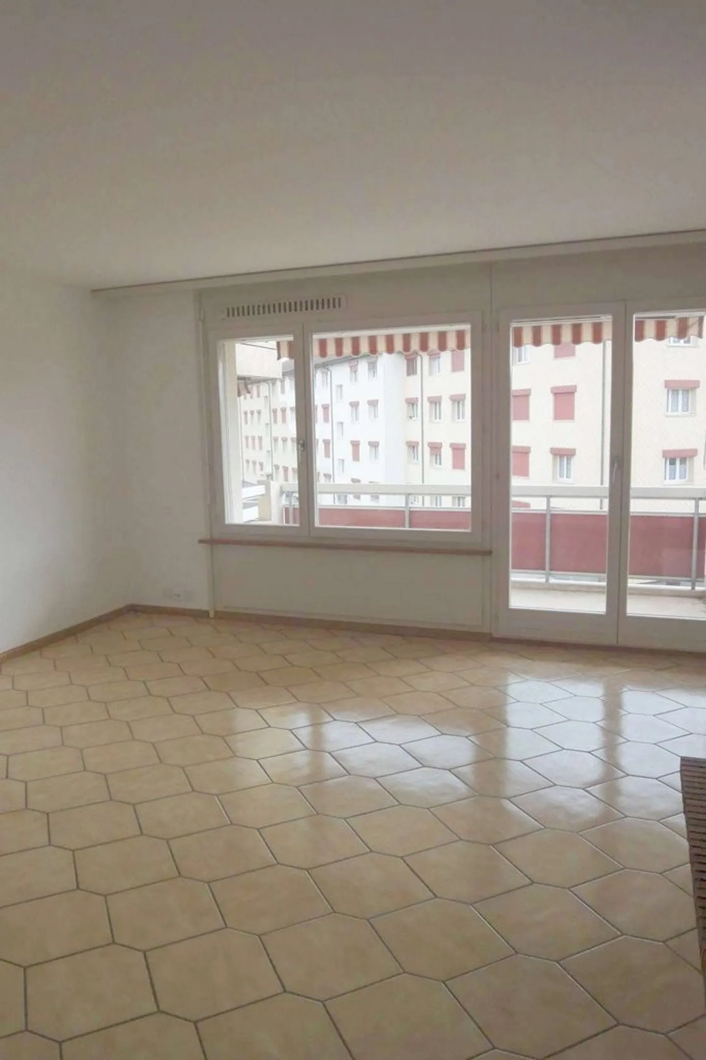 For rent - Spacious 3.5-room apartment in Marin (87 m2) - Photo 8 of 12