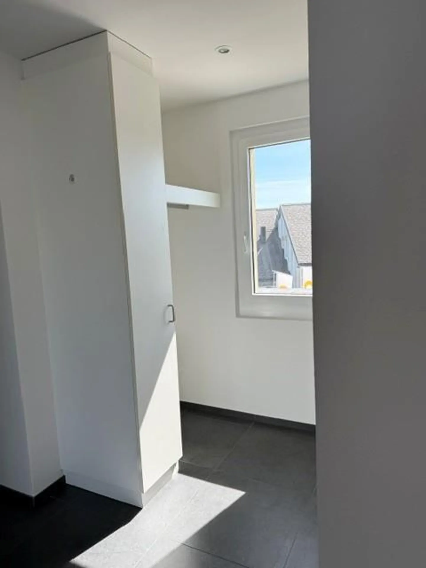 Stylish living above the rooftops of Berikon - Photo 5 of 13