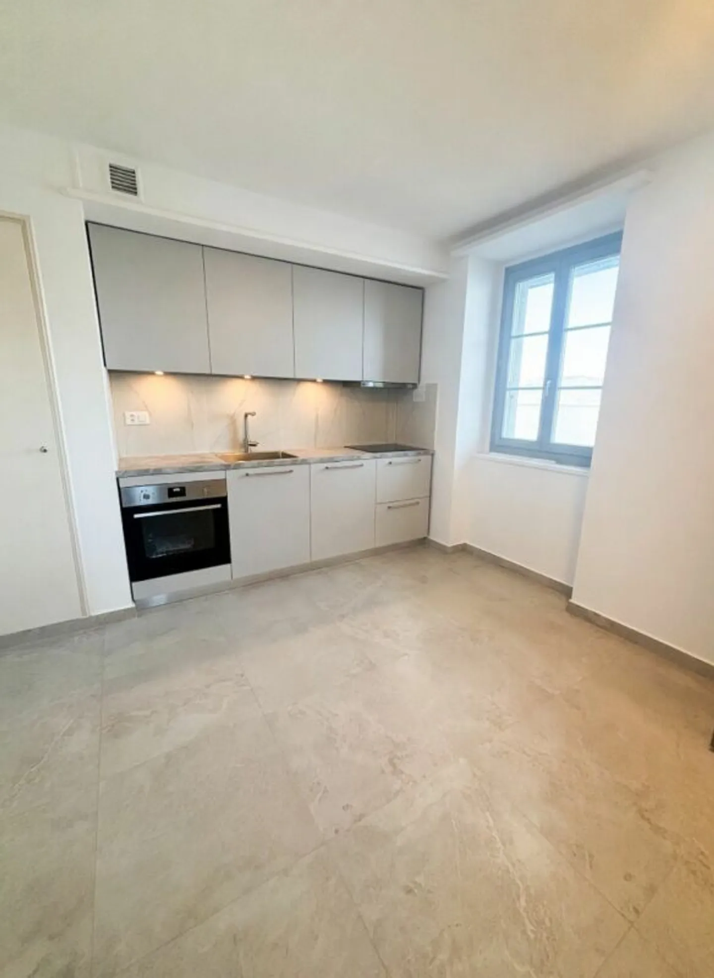 Mehrere renovierte Wohnungen zu vermieten - Foto 9 von 13